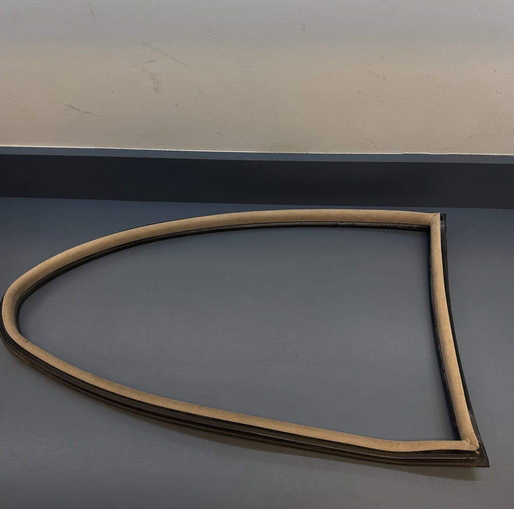 01-06 OEM BMW E46 M3 Coupe Rear Right Quarter Window Glass Weatherstrip 8252621