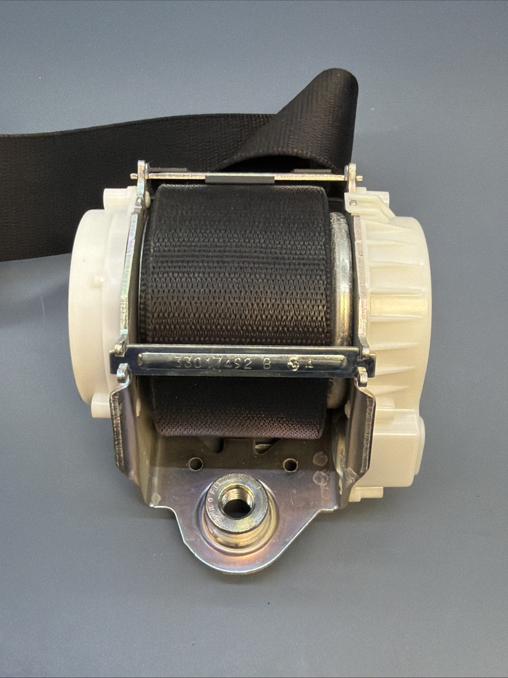 06-10 BMW 328i E90 Front Right Passenger Seat Belt Retractor Black 34006653