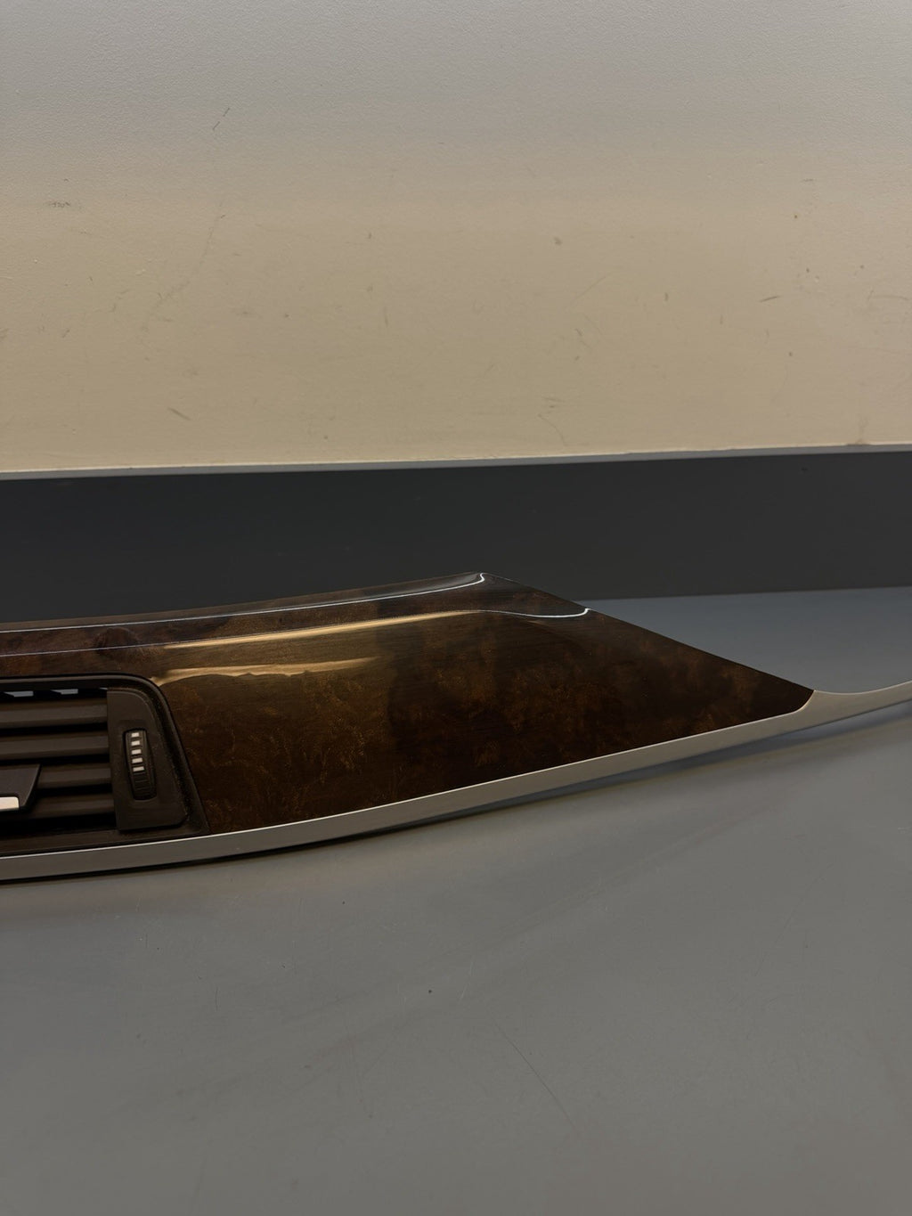 BMW 2011-2019 F30 F32 3 4 SERIES RIGHT DASH VENT TRIM WALNUT+SILVER 9231229