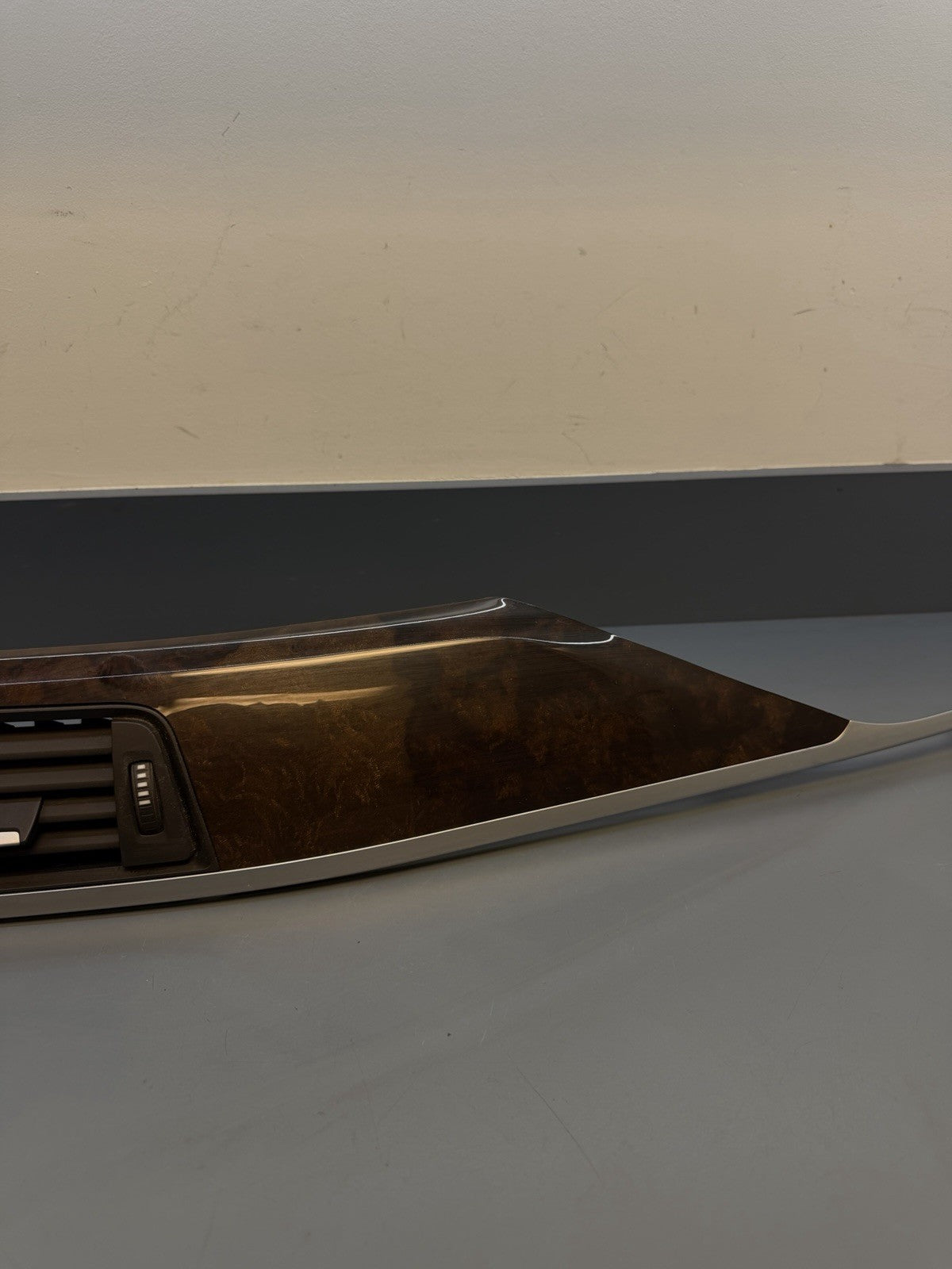 BMW 2011-2019 F30 F32 3 4 SERIES RIGHT DASH VENT TRIM WALNUT+SILVER 9231229