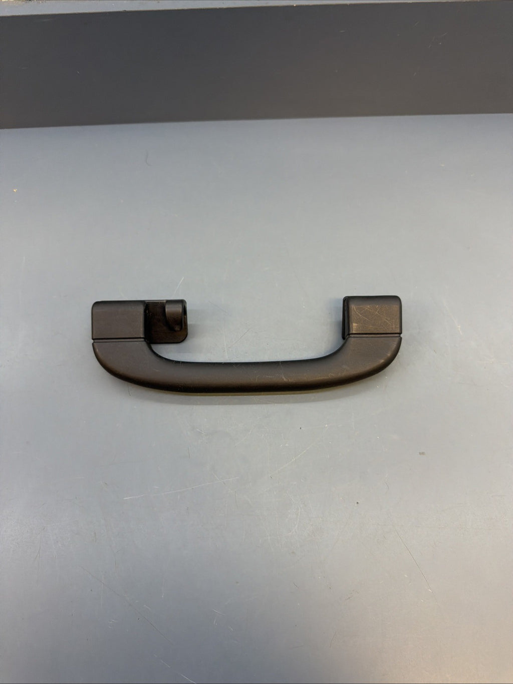 2007-2013 BMW X5 - REAR LEFT GRAB Handle 6977693 BLACK