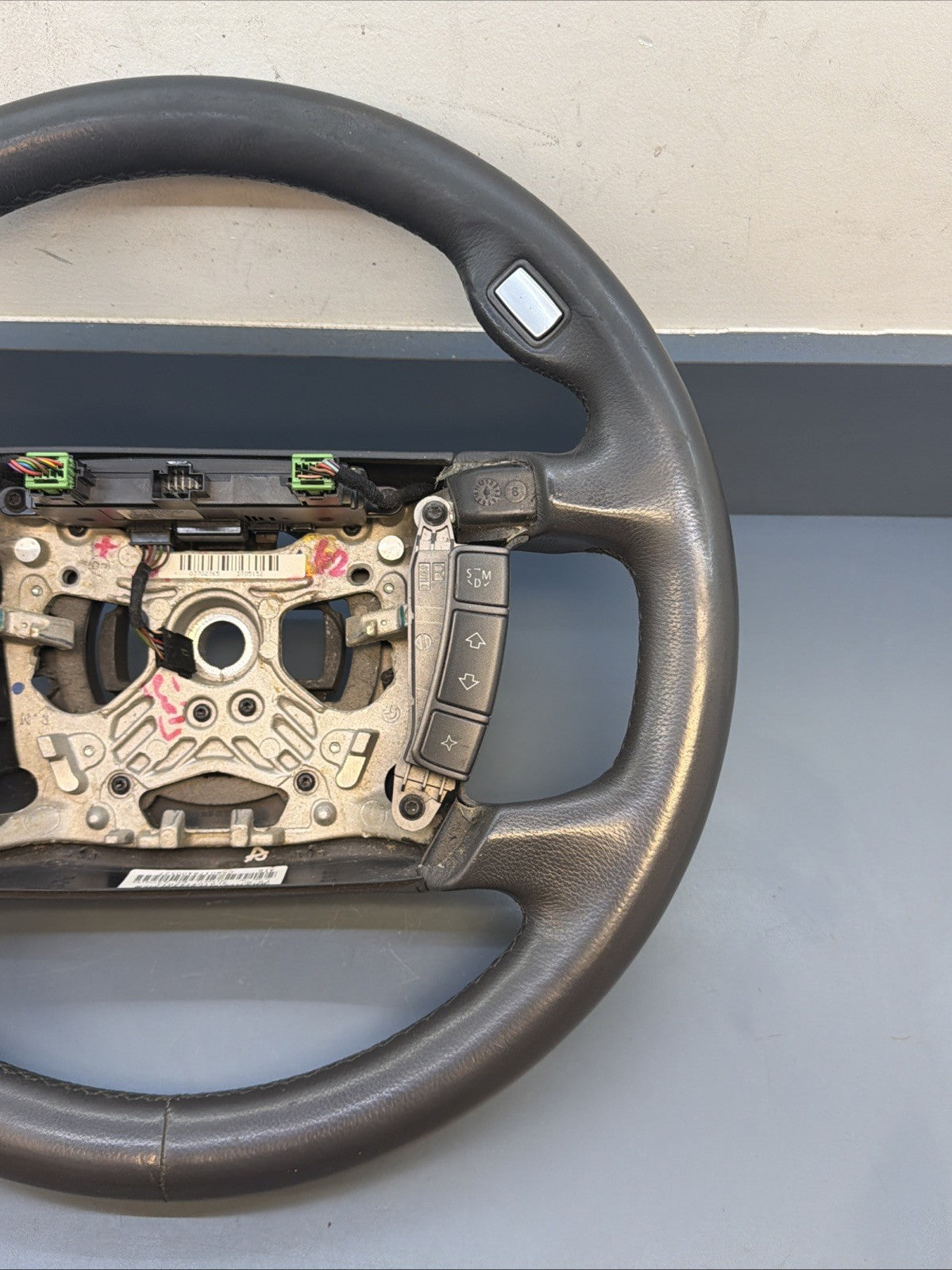 BMW E65 E66 750I 750Li 760I 760Li Genuine Steering Wheel w Controls OEM 6958039
