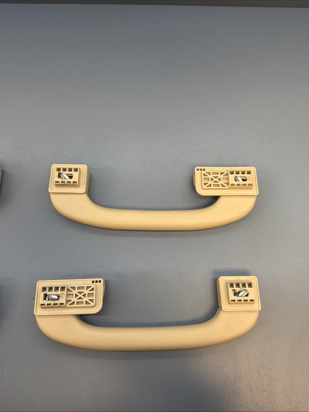 2009 2010 2011 BMW 328i 335i E90 Sedan Grab Handle Set Beige 4pc OEM 9143530