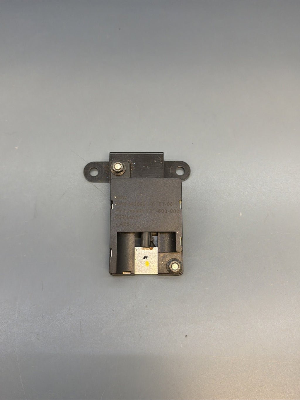 2004-2010 E60 E63 E65 E66 BMW 550i 650i 750Li Bluetooth Antenna 6928461 OEM