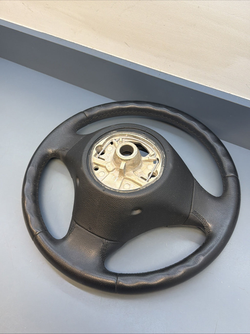 BMW 2006-2012 E90 E9X 3 SERIES BLACK LEATHER STEERING WHEEL OEM 3375E901