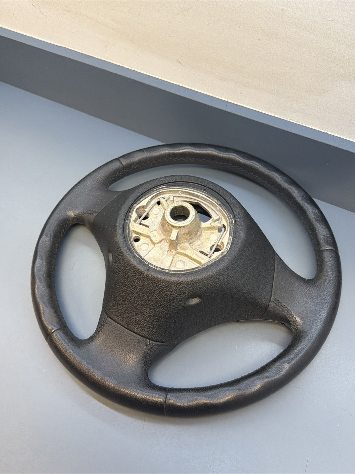 BMW 2006-2012 E90 E9X 3 SERIES BLACK LEATHER STEERING WHEEL OEM 3375E901