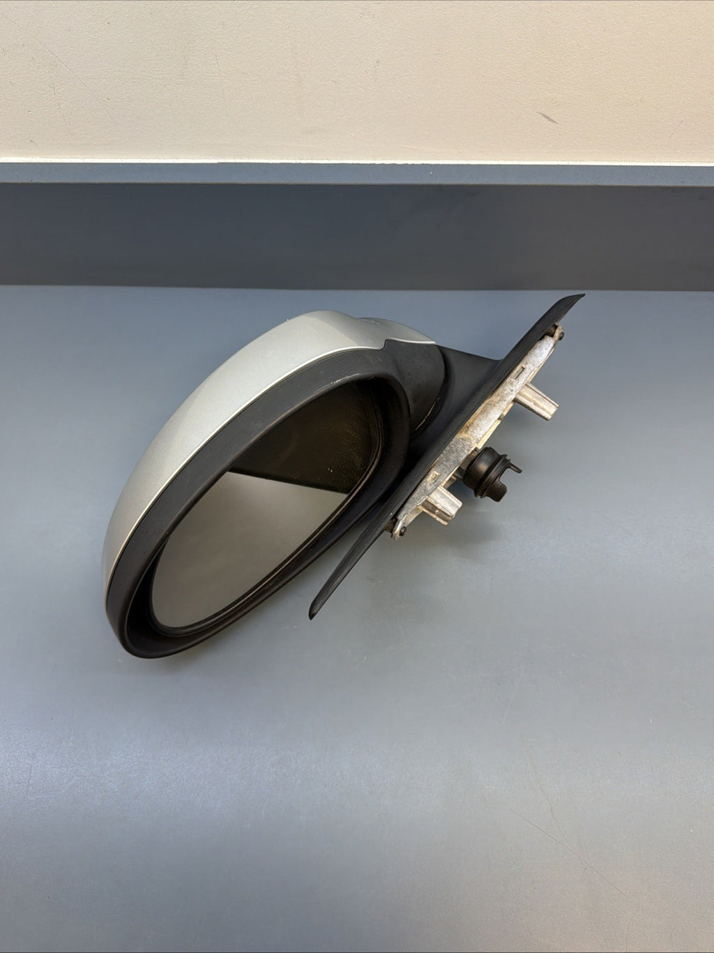 06-12 BMW 330 e90 Front right Side Exterior Door Wing Mirror Unit 1010803 PASS