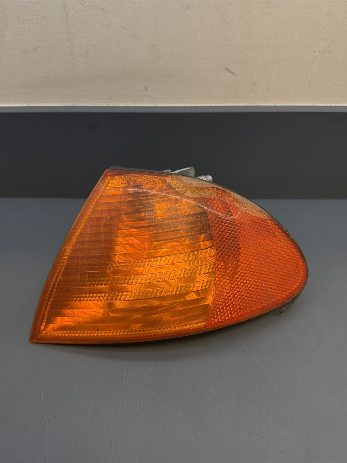 Original BMW 3 Series (E46) Flasher Left Front  Drivers Side 6902765
