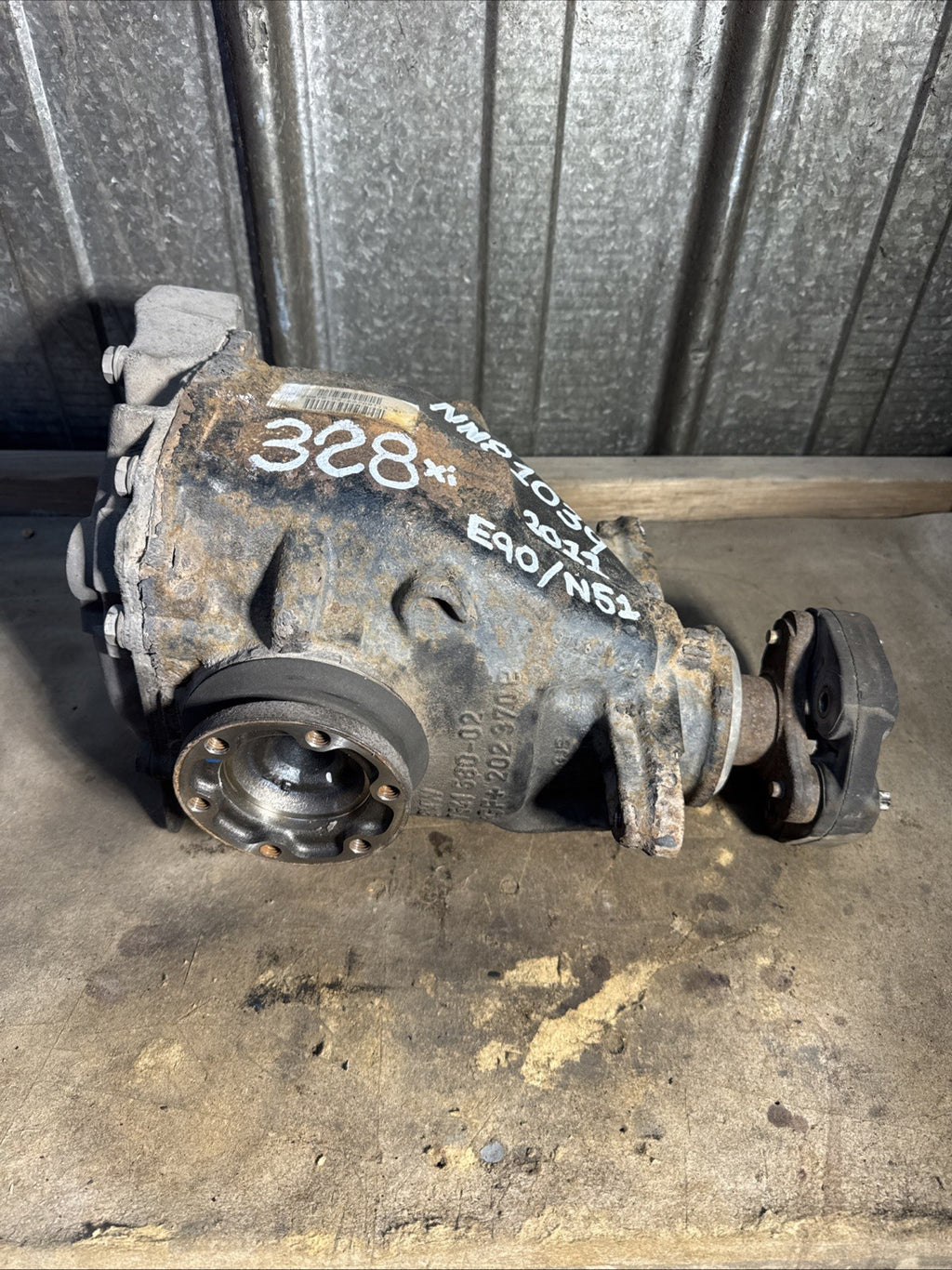 2009-2011 BMW 328I XDRIVE REAR AXLE DIFFERENTIAL FINAL DRIVE 3.91 AWD OEM