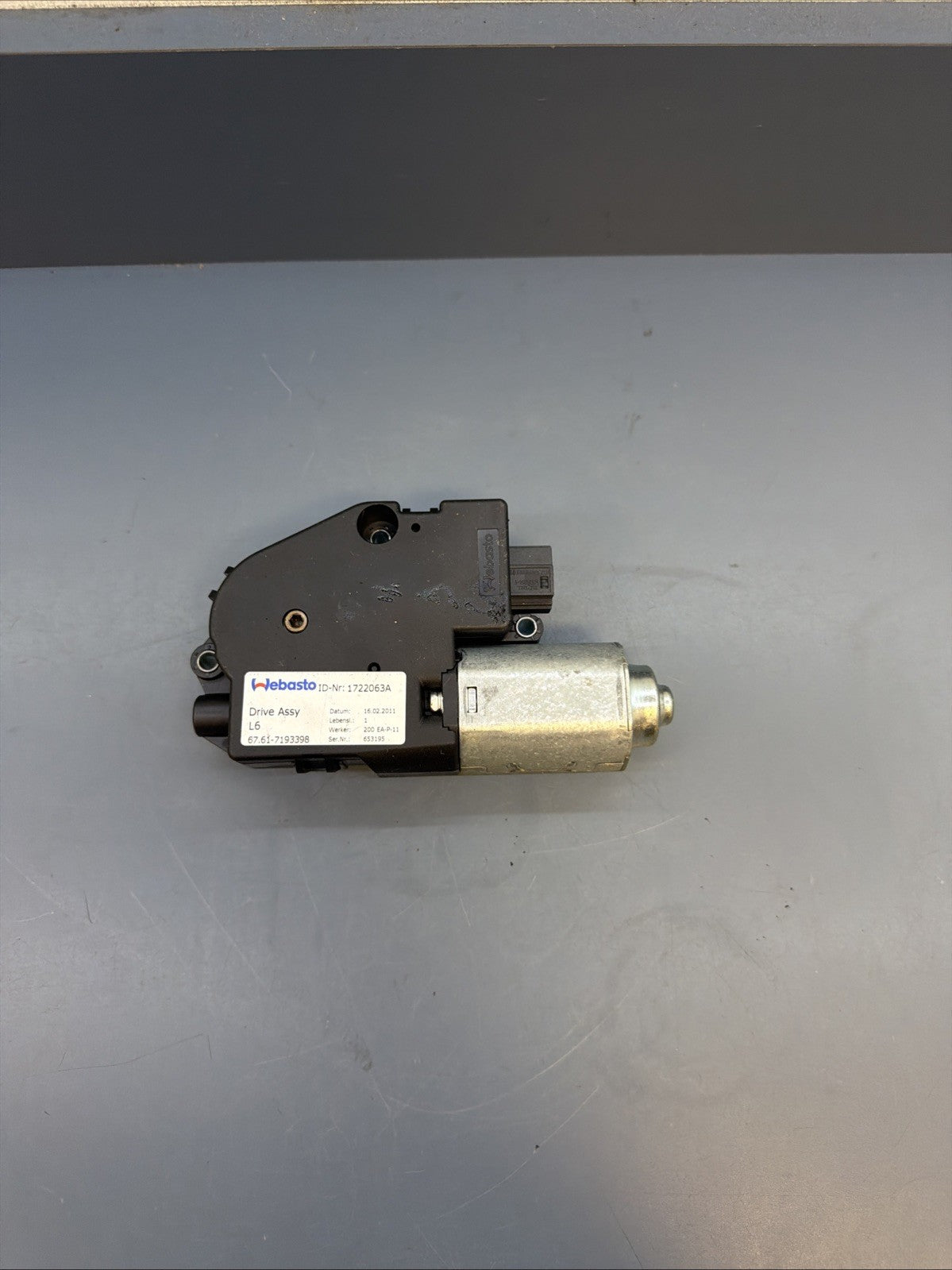 07-13 OEM BMW E90 E92 328 335 M3 Upper Sunroof Moon Roof Motor Unit 7193398