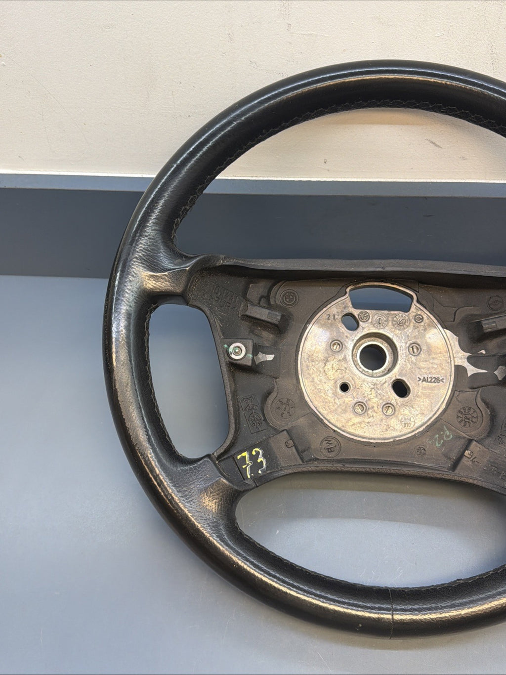 99-06 BMW OEM 330XI STEERING WHEEL W/O CONTROL SWITCHES LEATHER BLACK 6753947