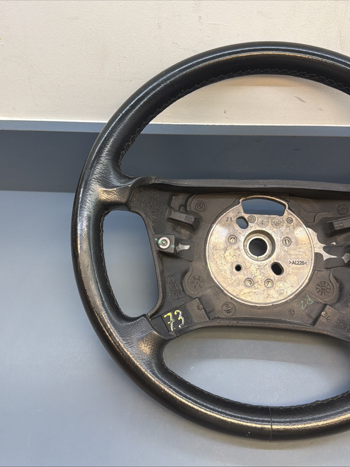 99-06 BMW OEM 330XI STEERING WHEEL W/O CONTROL SWITCHES LEATHER BLACK 6753947