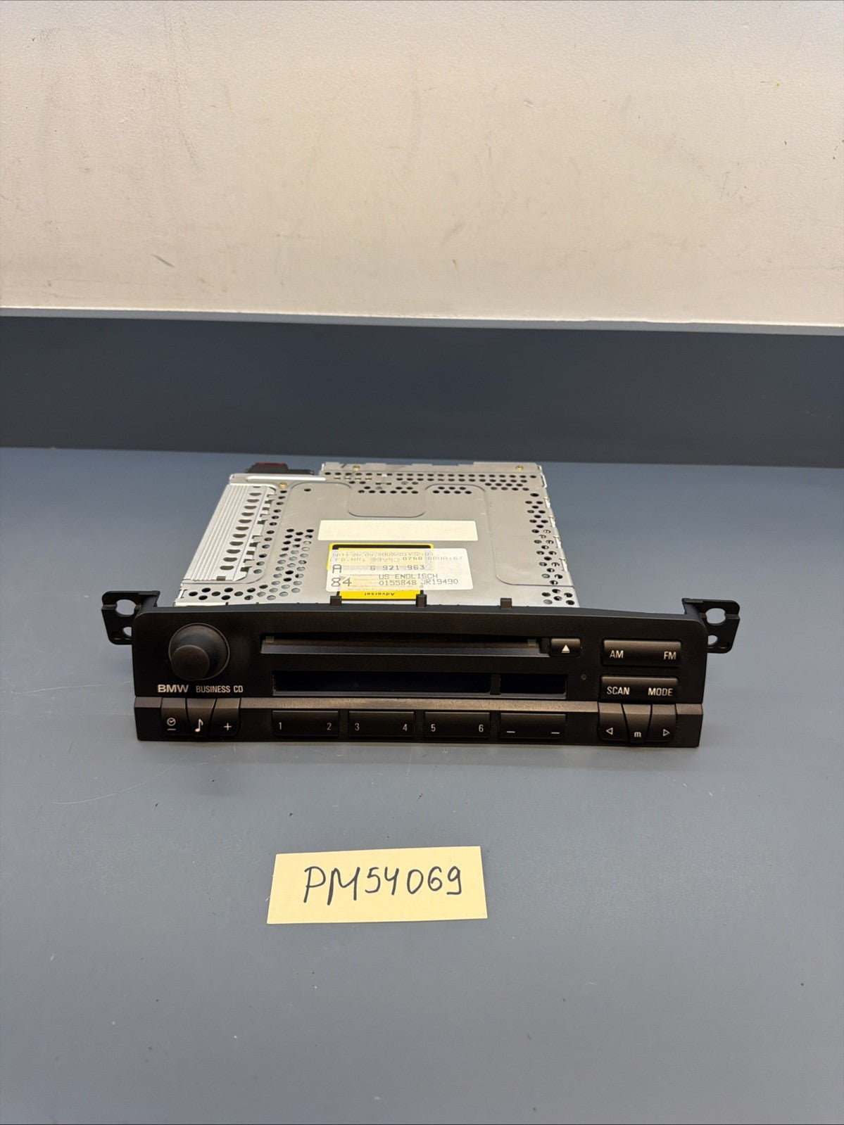 BMW 97-06 E46 3 SERIES BUSINESS CD AM/FM RADIO PLAYER OEM 6921963
