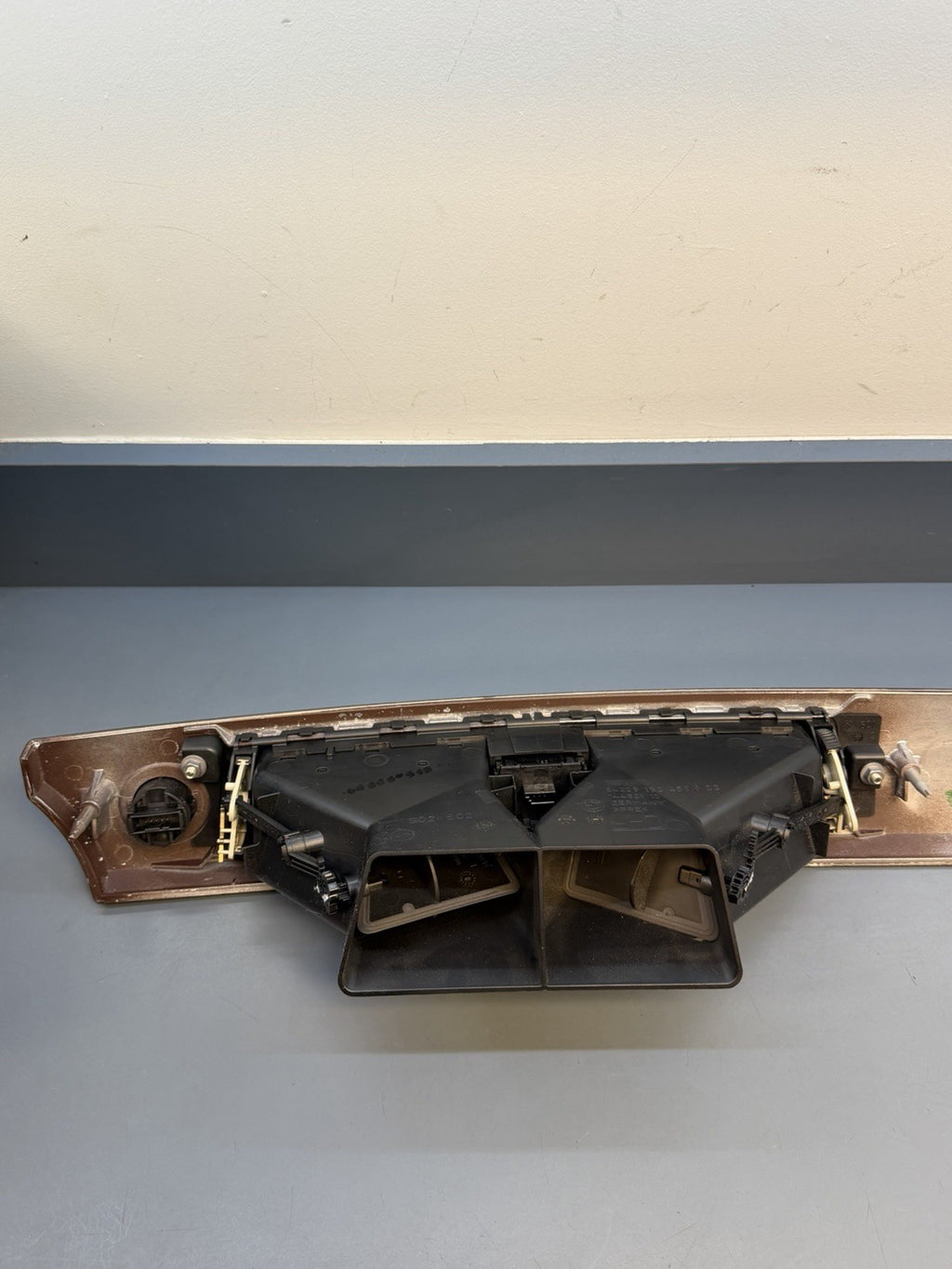 07-13 BMW 335i E90 E92 Center Dashboard Trim Panel Wood Grain Vents 6985540