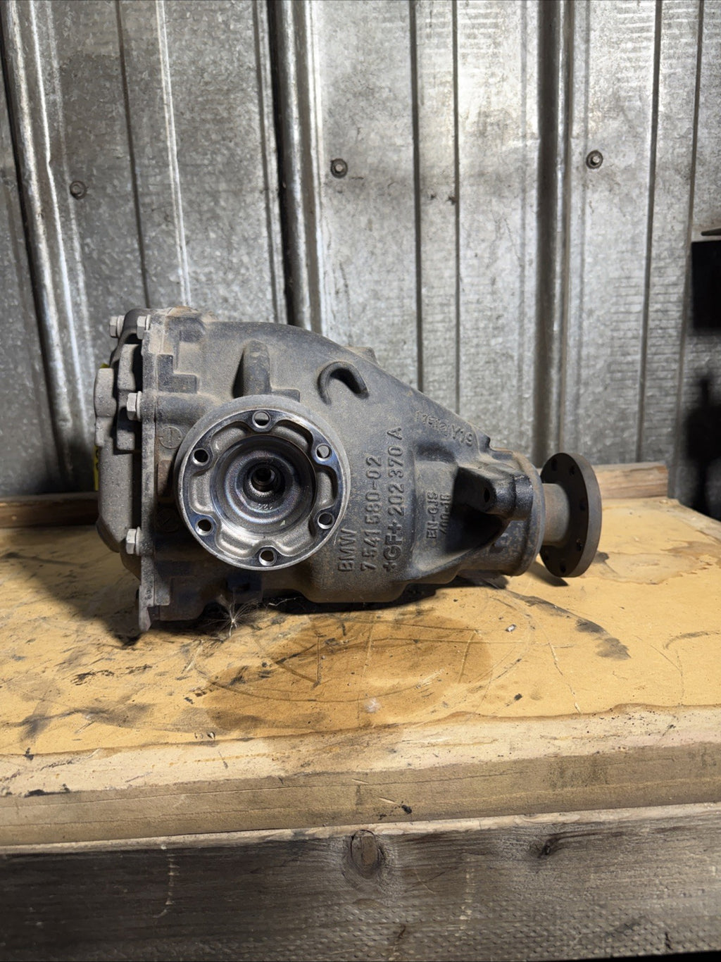 BMW REAR DIFFERENTIAL E90 3 SERIES  FINAL DRIVE 3.23 7566183