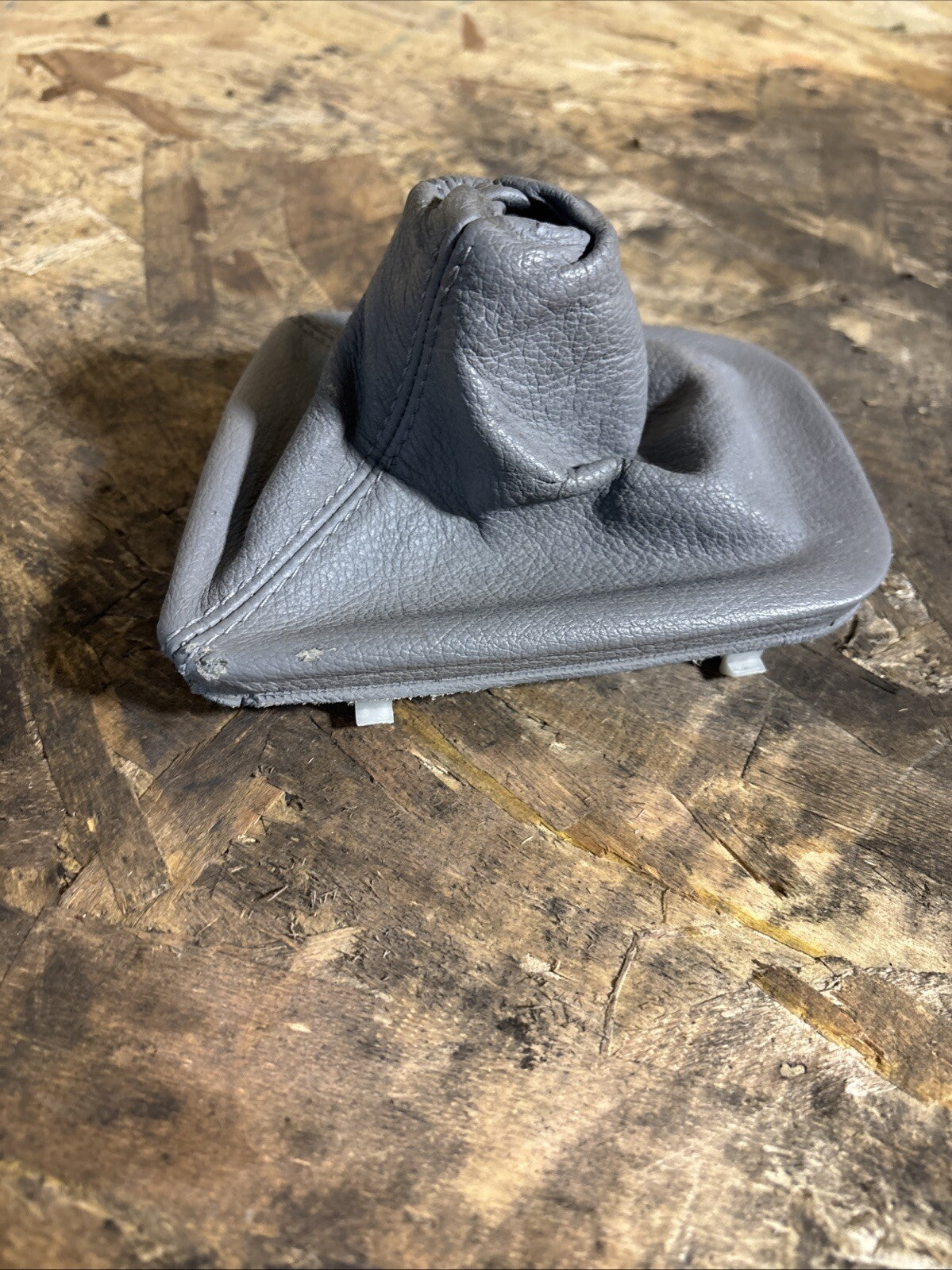 00-06 Bmw E46 3 Series Manual Transmission Gear Selector Shifter Boot Cover Oem