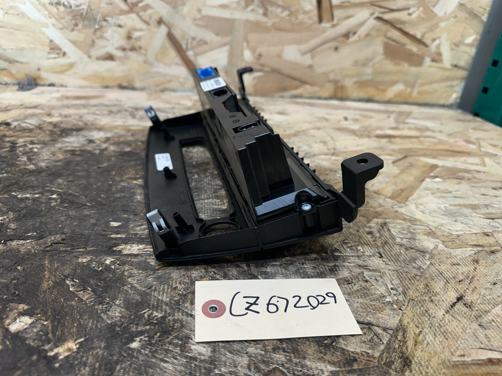 BMW 08-10 E60/E61 CENTER CONSOLE CLIMATE CONTROL PANEL BLACK TRIM OEM 6976361