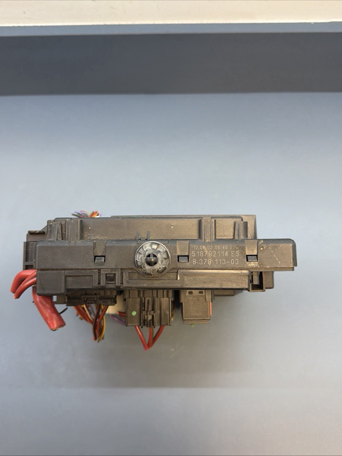 2003-2005 BMW Z4 E85 E86 INTERIOR DASH FUSE POWER RELAY JUNCTION BOX 8378113 OEM
