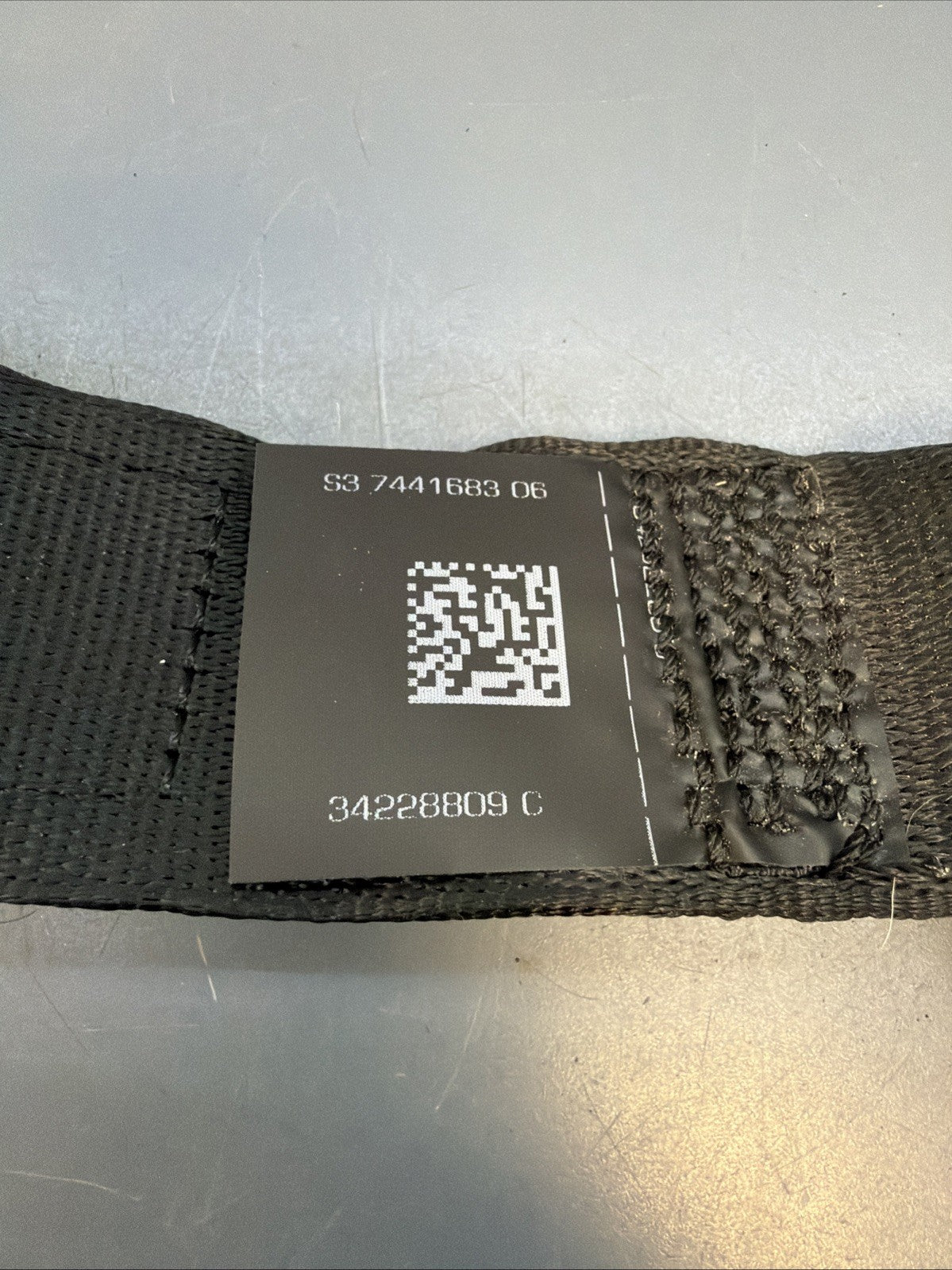 2018 - 2023 BMW X2 F39 REAR LEFT SIDE SEAT BELT SEATBELT RETRACTOR OEM 7422967