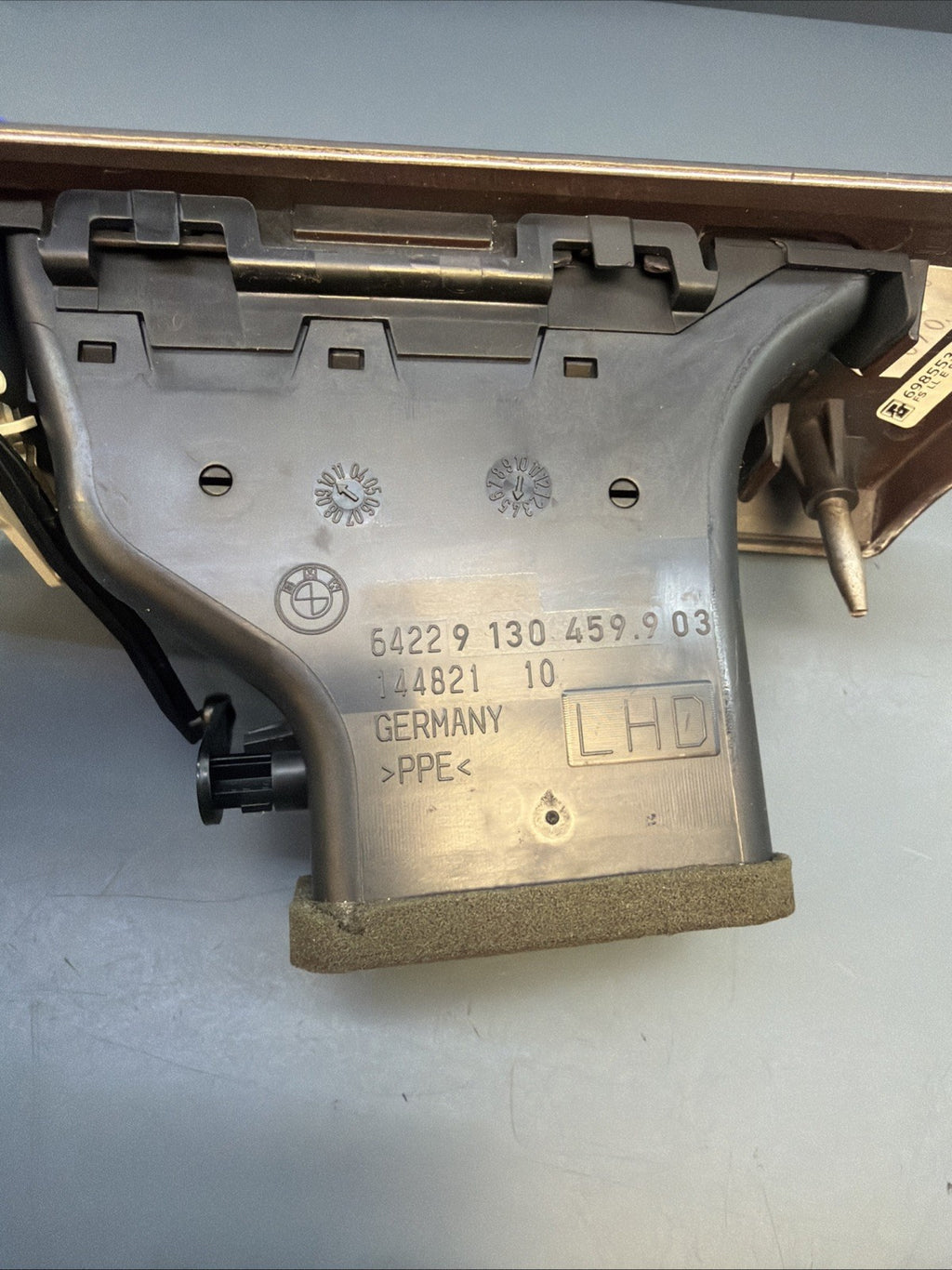 06-13 OEM BMW E90 E92 E93 335 328 M3 Left Driver Side Dashboard Air Vent 9130459