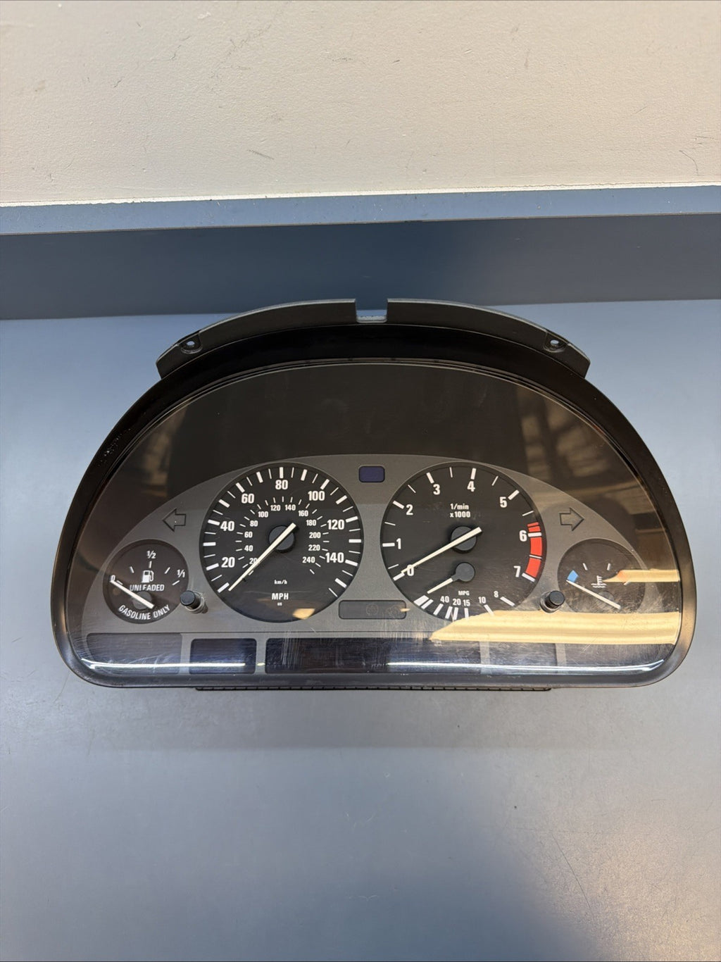 BMW E39 525i 530i 540i Instrument Cluster Speedometer OEM 8376716 194K