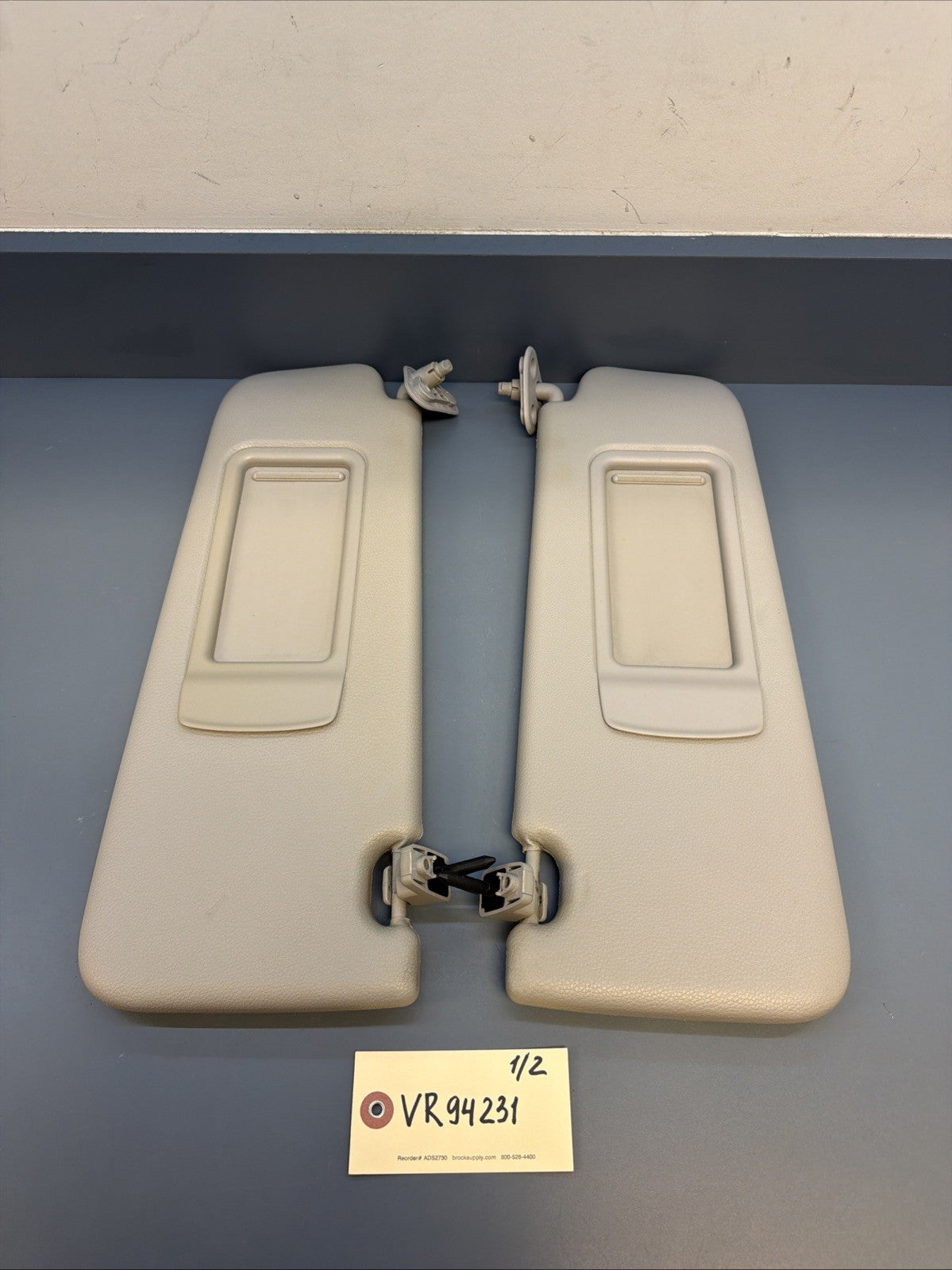 2012-2015 BMW X1 E84 Sun Visor Pair Left & Right Set OEM GRAY 7252055 7252056