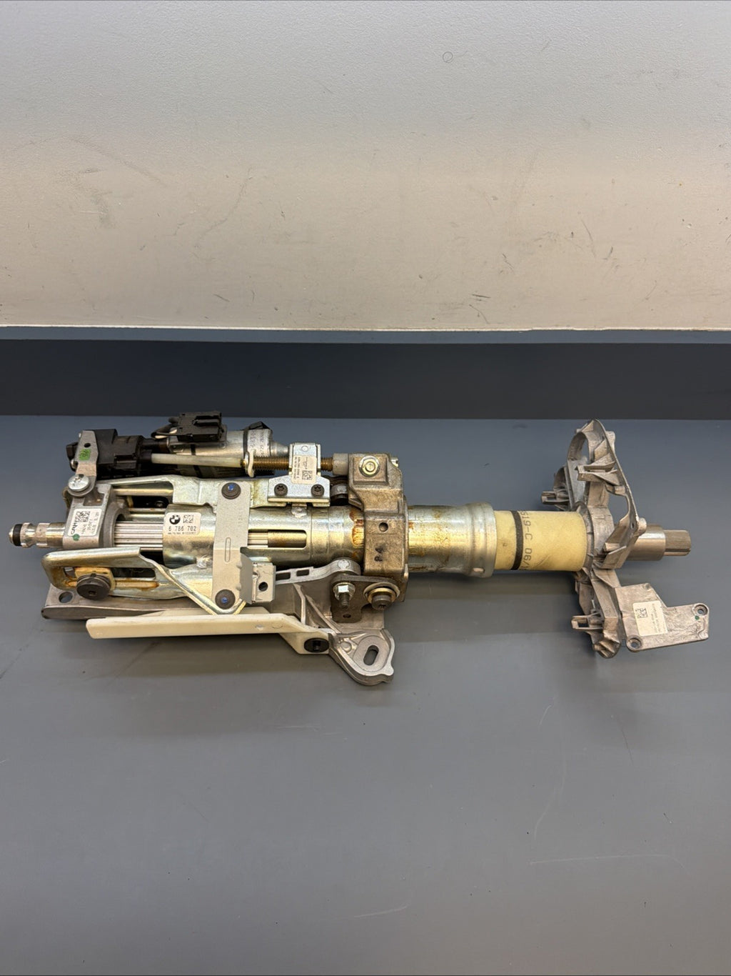 2004-2010 BMW 535xi 535i 550i Steering Column Assembly 6786702 OEM