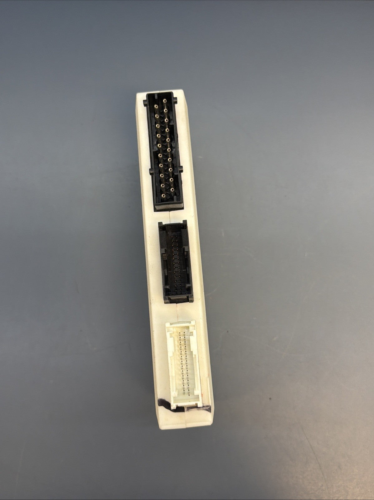 99-03 BMW E38 E39 540i 525i 530i BODY CONTROL MODULE GM III BCM 6135 6913521