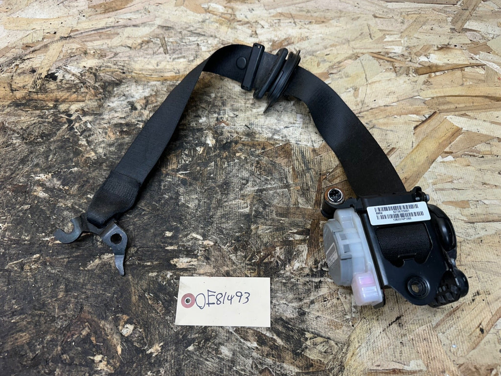 BMW 2011-2019 F25 X3 FRONT RIGHT PASSANGER SEATBELT RETRACTOR OEM 3066322