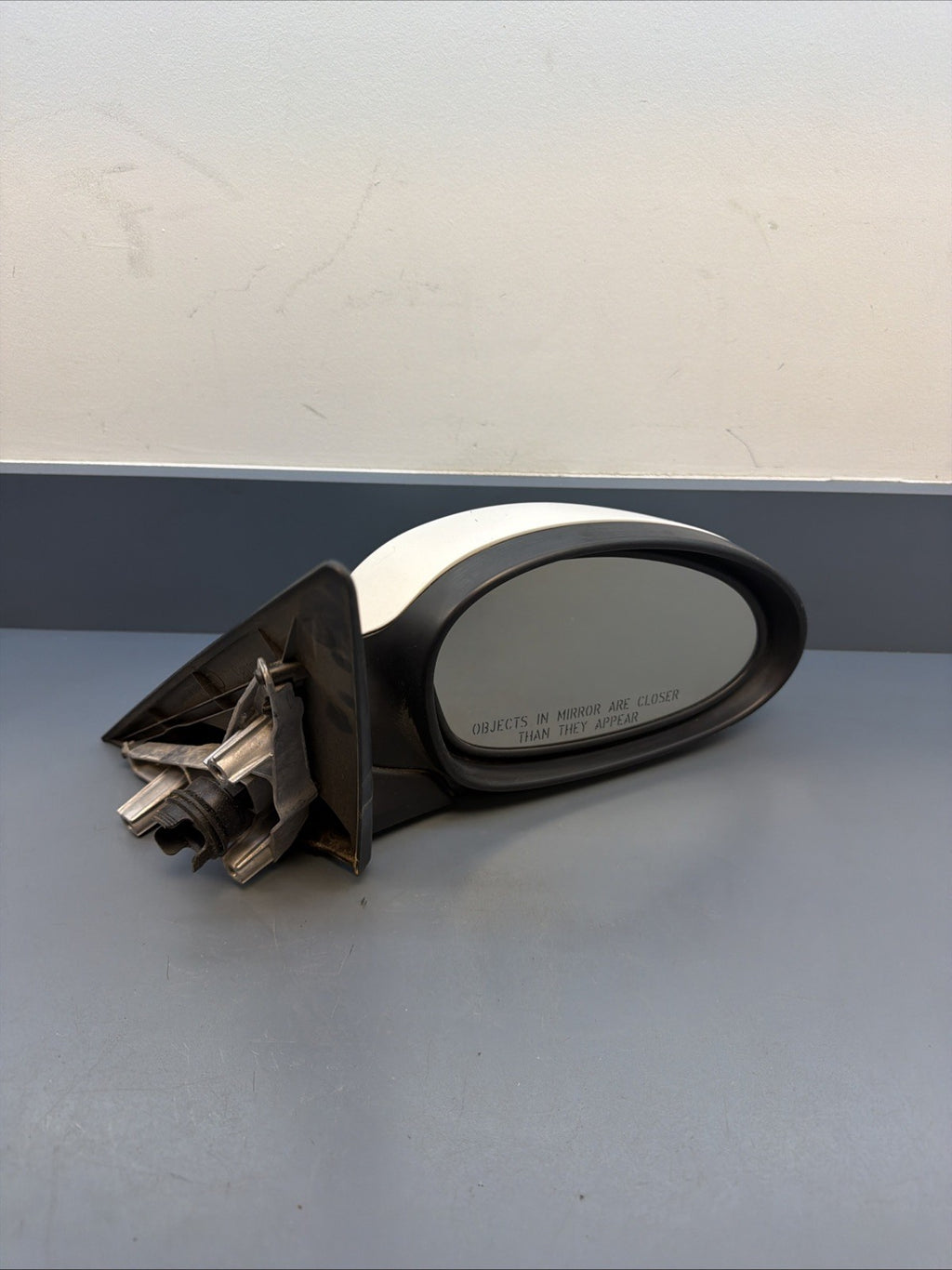 06-08 BMW E90 E91 325i FRONT RIGHT PASSANGER Side Mirror OEM PRE LCI 7075626