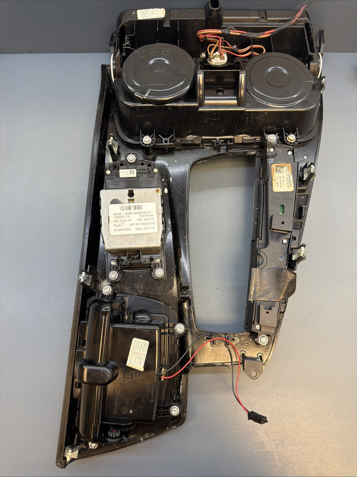 11-16 BMW F10 535i 528i Center Console Shifter Cupholder Bezel Complete 9206347