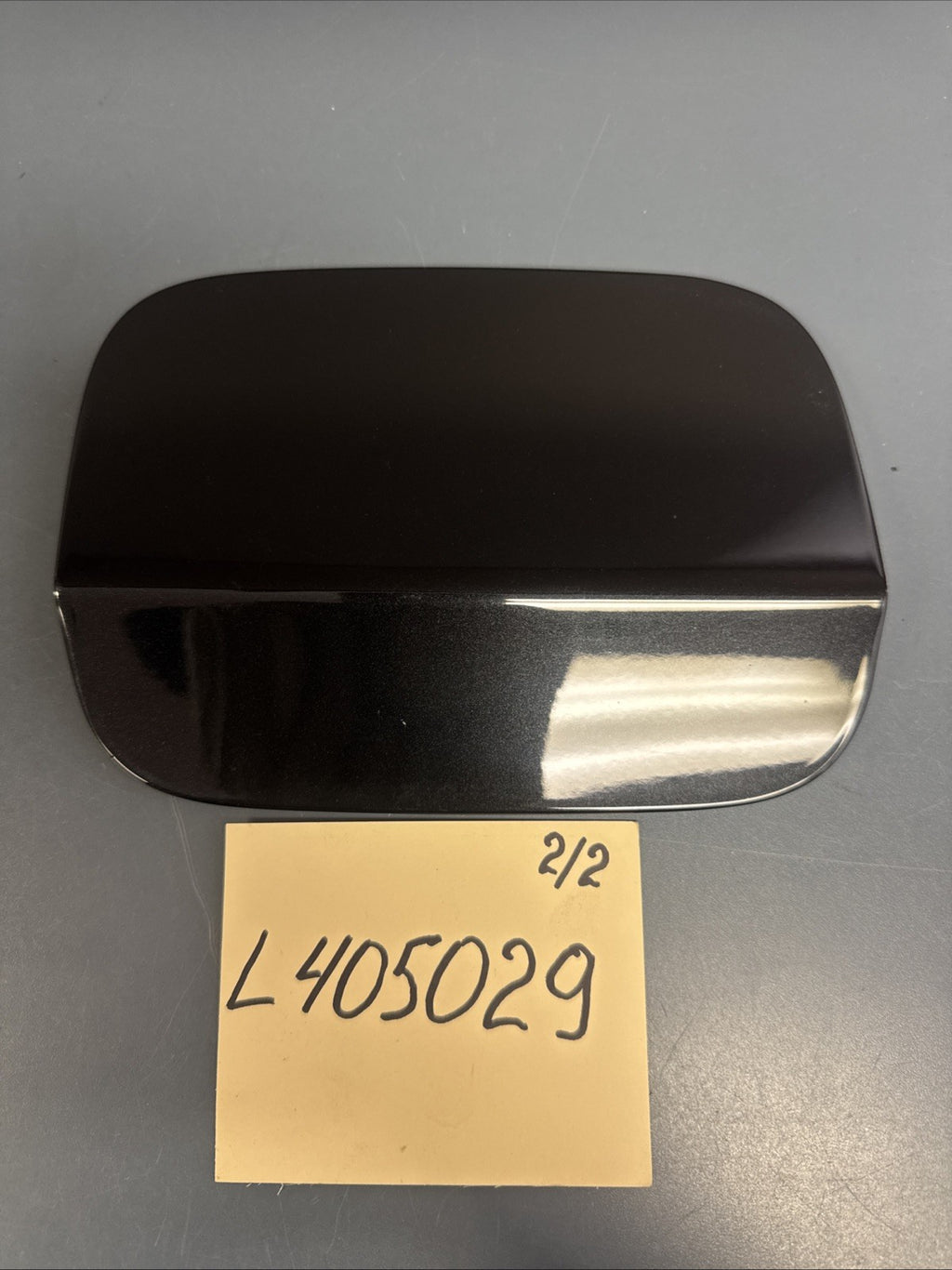 BMW X5 E70 2011 BLACK FUEL FILLER FILL IN COVER CAP