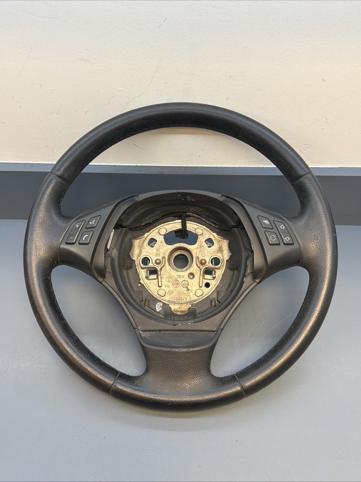 BMW 2006-2012 E90 E9X 3 SERIES BLACK LEATHER STEERING WHEEL OEM 3375E901