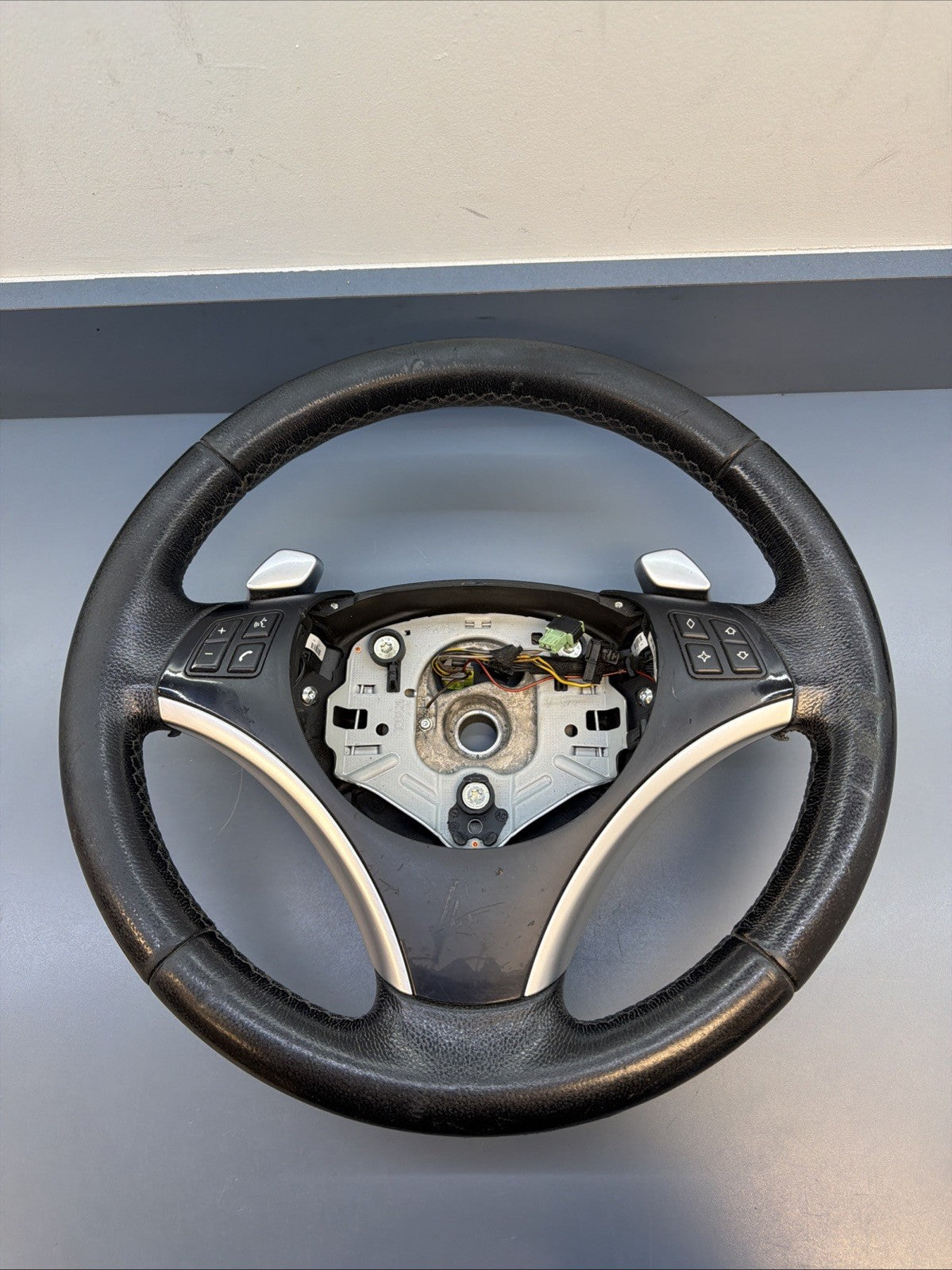 BMW E88 E90 E92 E93 M3 SPORTS STEERING WHEEL WITH PADDLE SHIFTER LEATHER 6774968