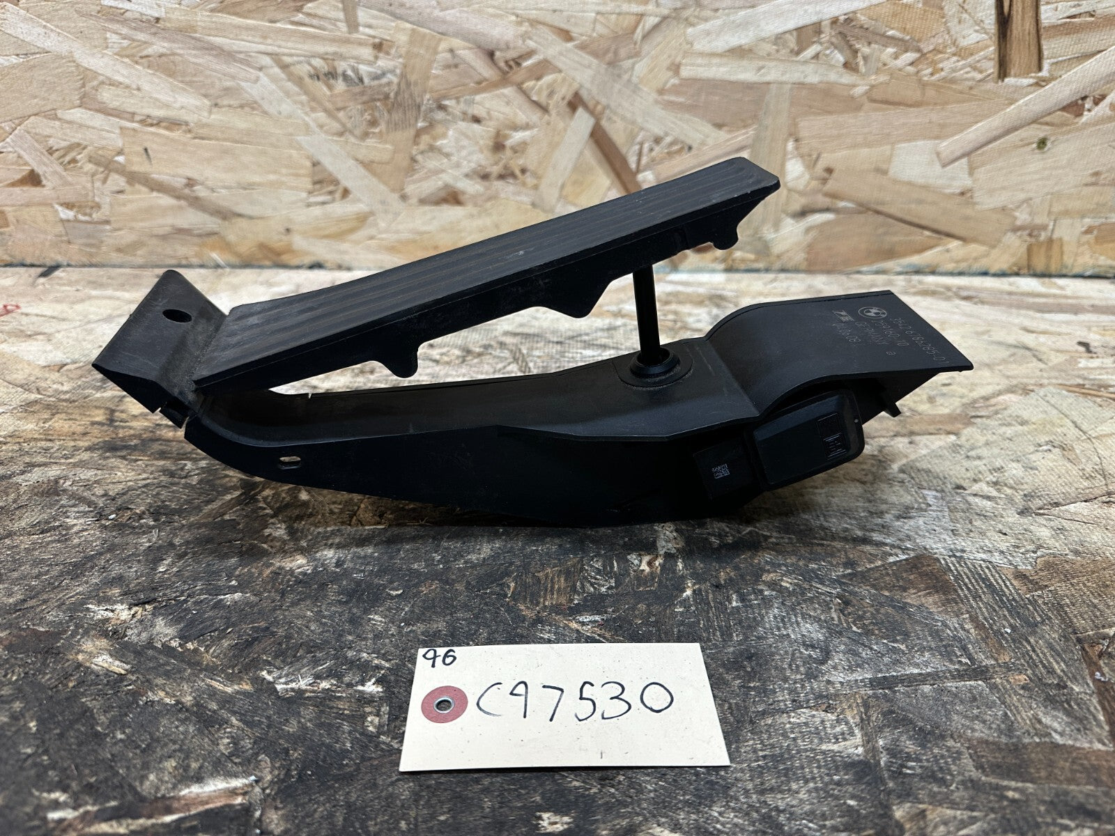 BMW 2006-2012 E90 ACCELRATION GAS THROTTLE PEDAL OEM 6786285