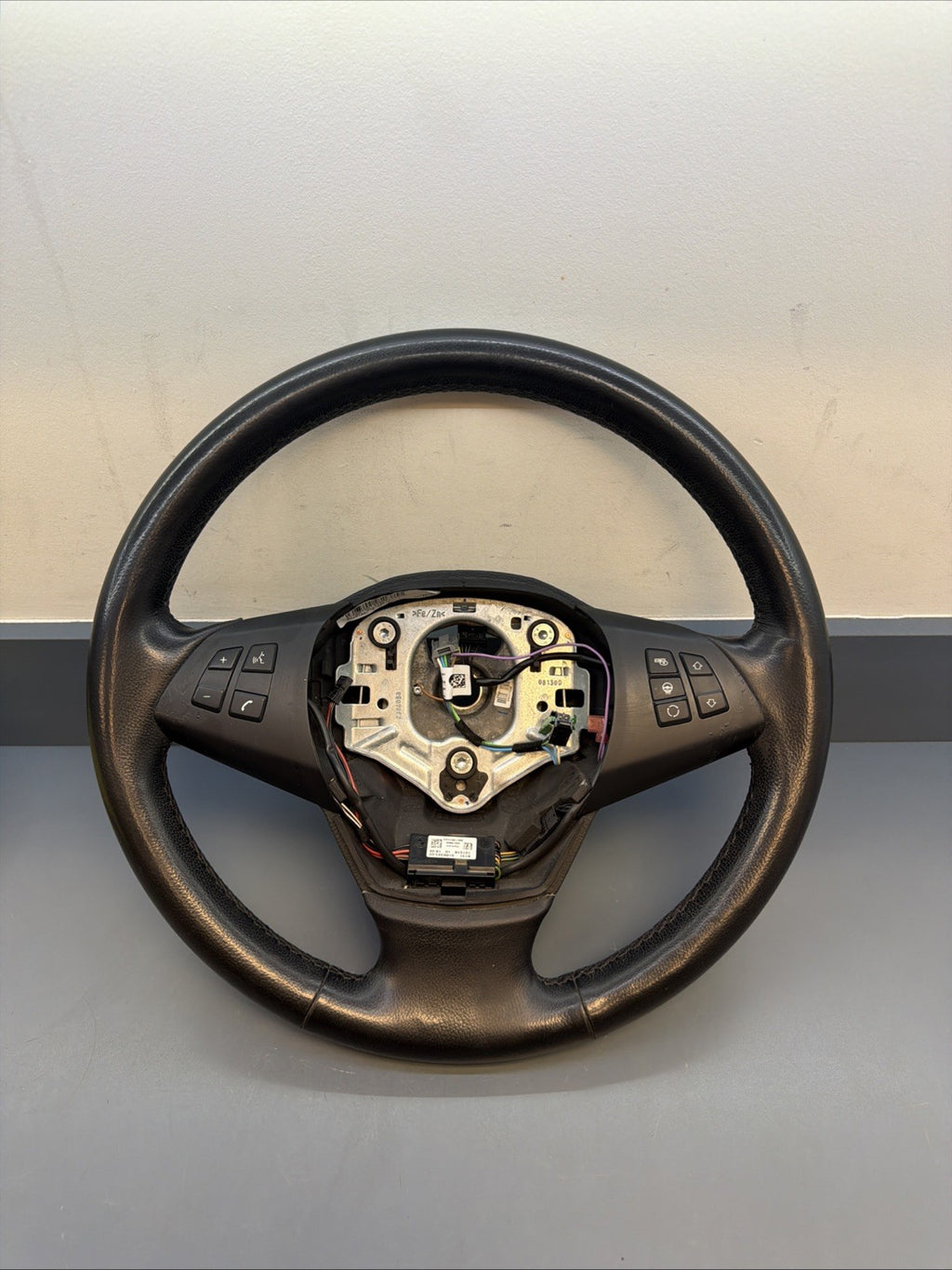 2011-2013 BMW X5 E70 XDRIVE35I FRONT LEFT STEERING WHEEL LEATHER BLACK HEATED