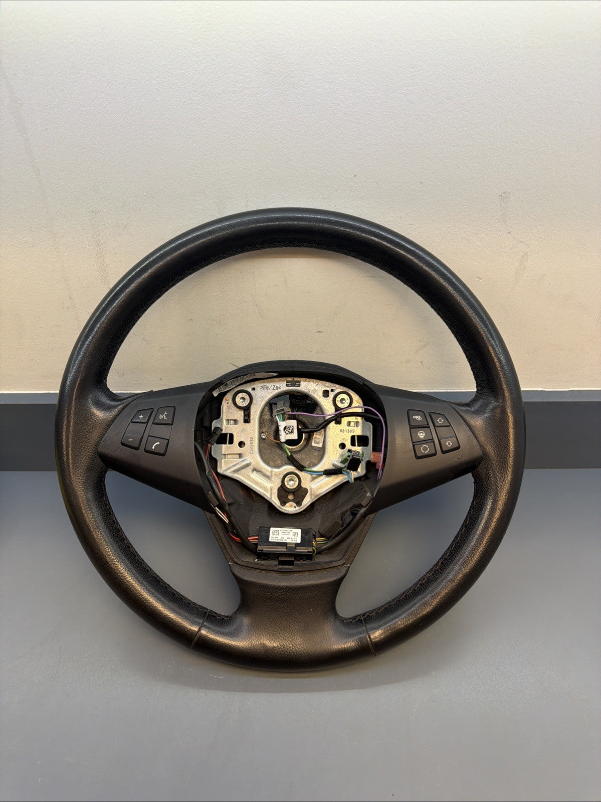 2011-2013 BMW X5 E70 XDRIVE35I FRONT LEFT STEERING WHEEL LEATHER BLACK HEATED