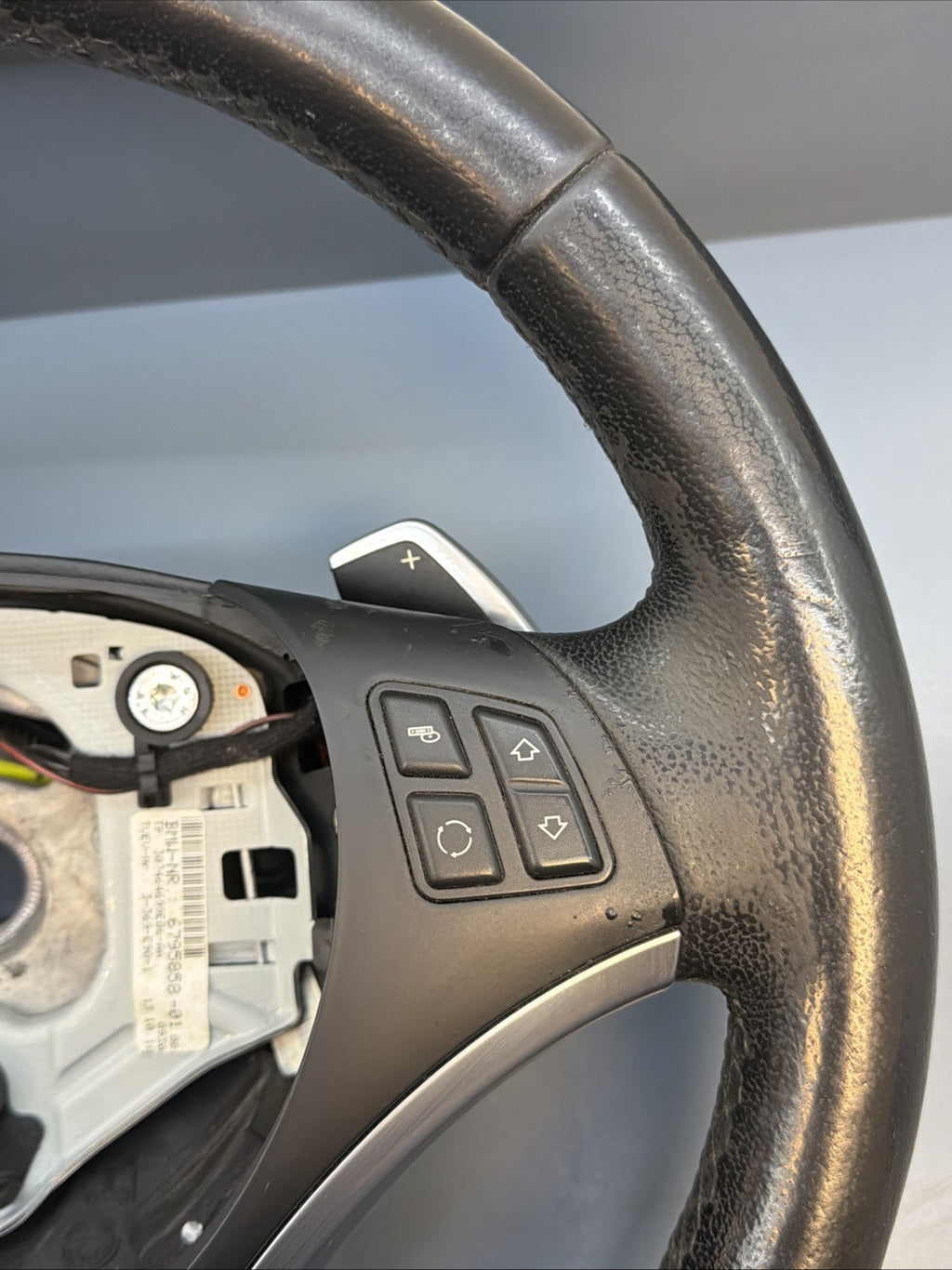 BMW 06-11 E90 3 SERIES BLACK LEATHER SPORT STEERING WHEEL W PADDLES OEM 6795858