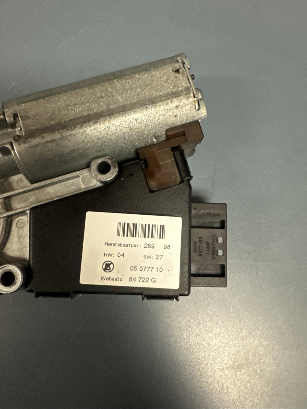 BMW E46 Sunroof Motor Sliding Roof Motor 8377163 OEM 99-06 323 325 328 330 M3