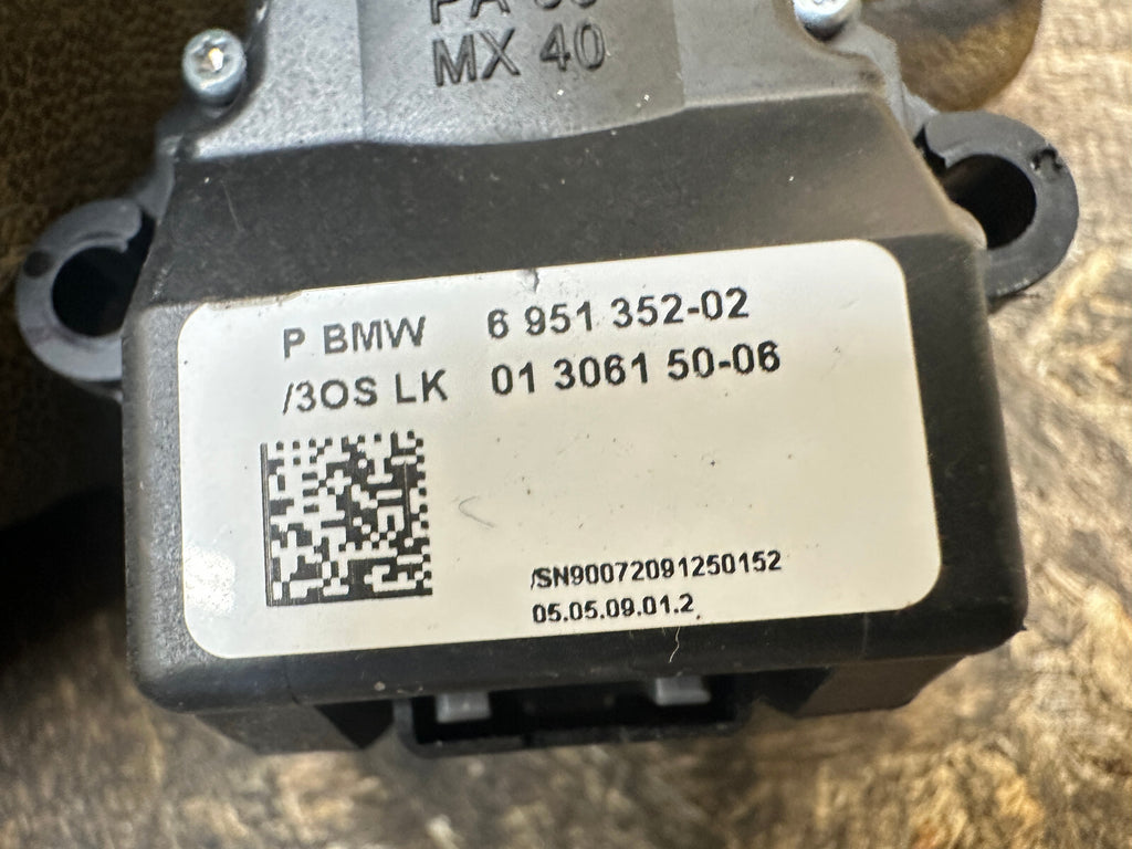 BMW 01-10 E60 E63 5/6 SERIES WHEEL COLUMN CRUISE CONTROL STOCK SWITCH 6951352