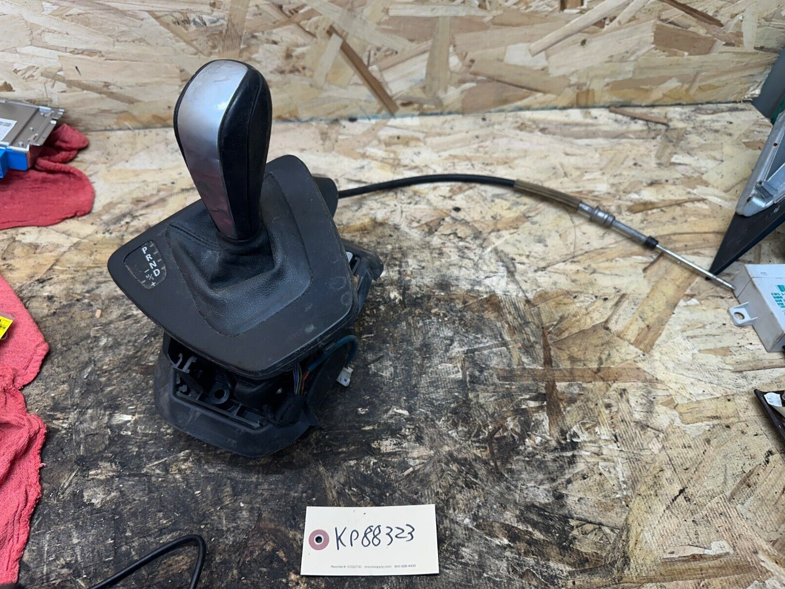 BMW E90 AUTOMATC TRANSMISSION SHIFTER ASSEMBLY COMPLETE OEM BMW 7563655