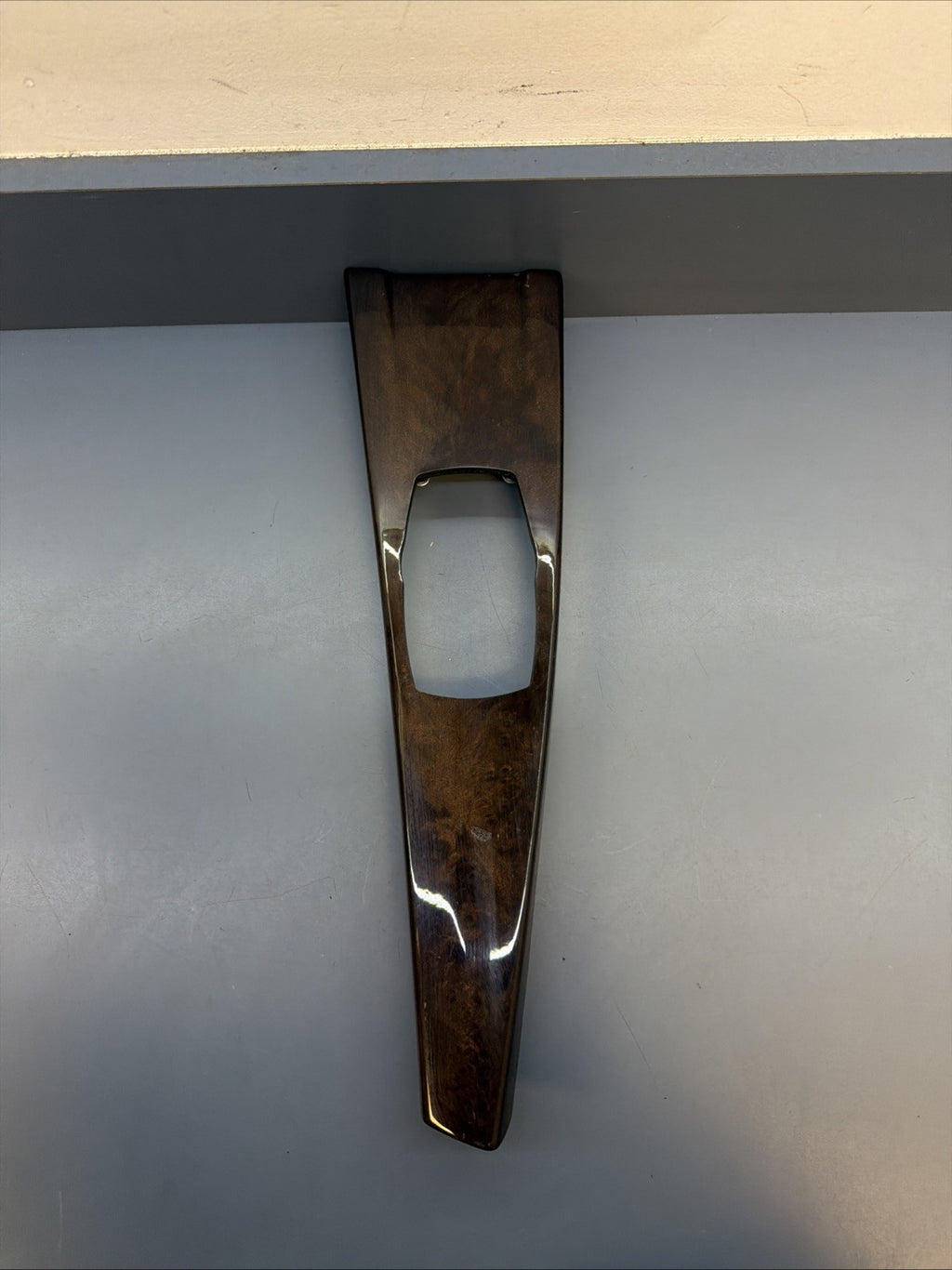 12-18 BMW F30 CENTER CONSOLE TRIM BEZEL PANEL COVER WOOD GRAIN 9232072 OEM
