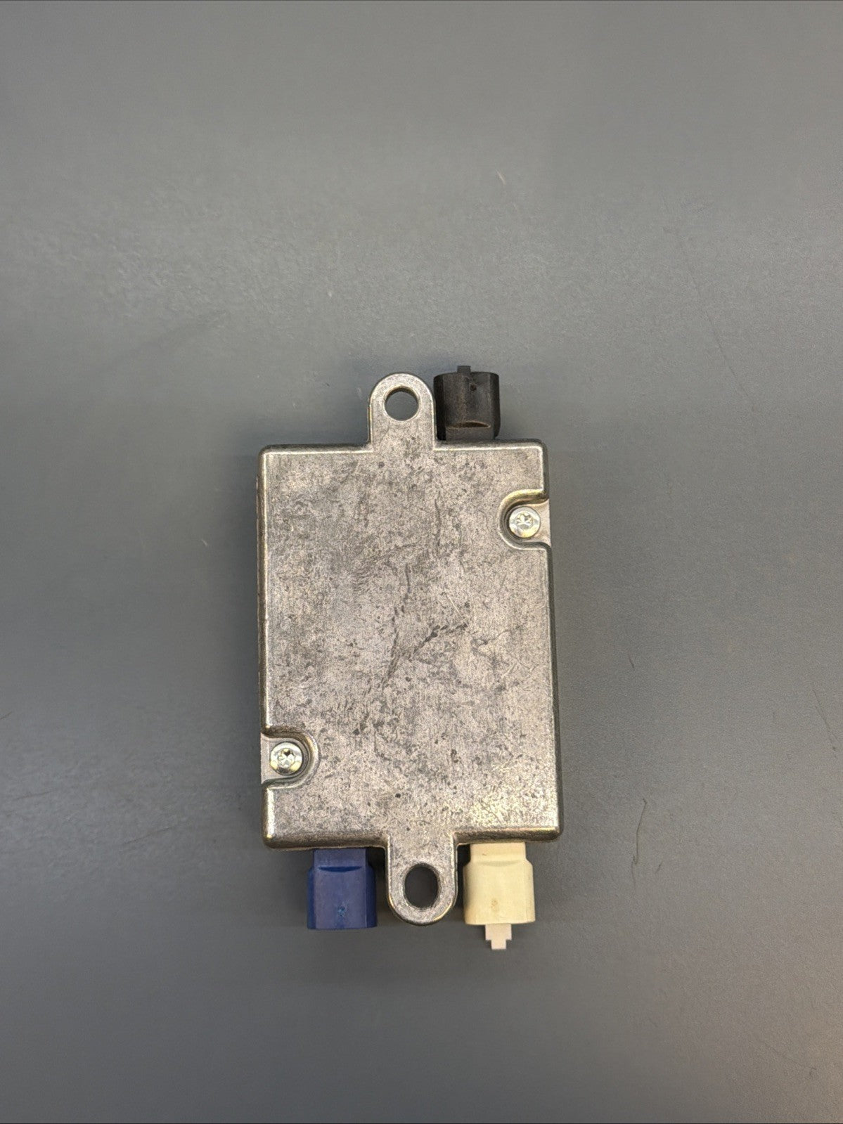 07-10 BMW 335i E60 E61 5 Series USB Interface Hub Adapter Module 9123739 OEM