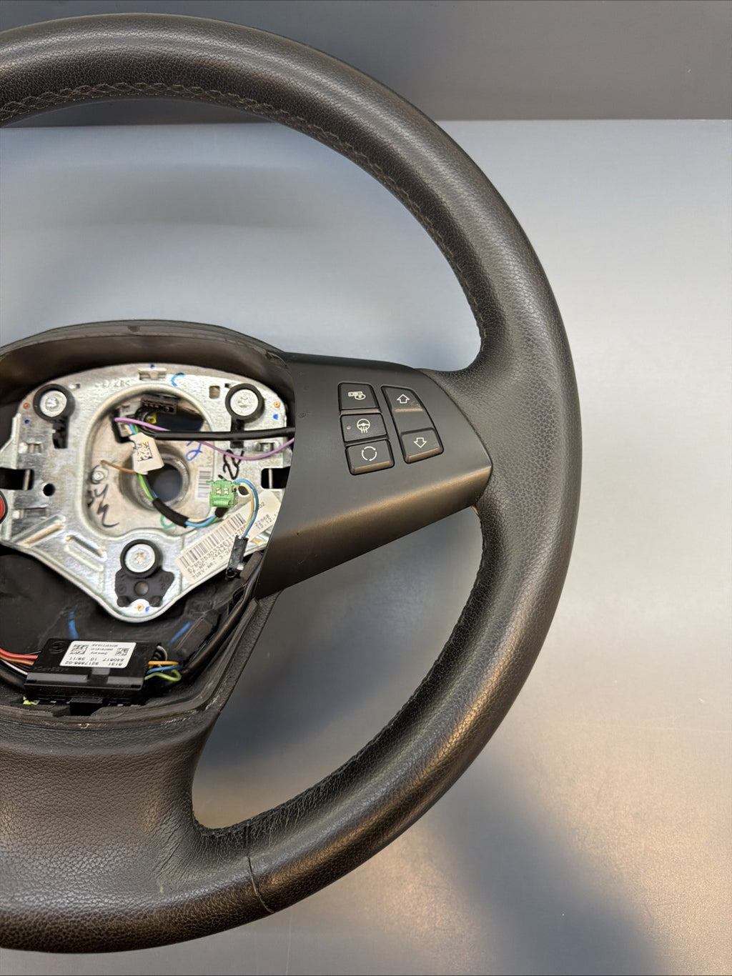 2007-2013 BMW X5 (E70) DRIVER HEATED STEERING WHEEL ASSEMBLY W/SWITCHES 9217866