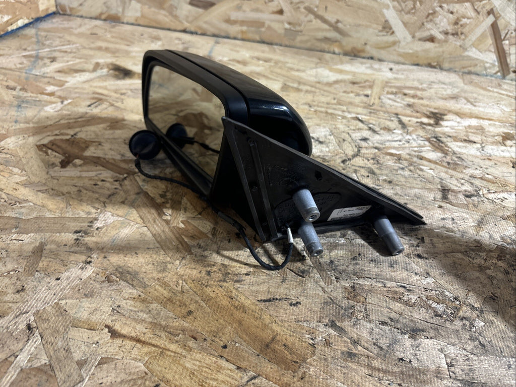 2006 BMW 530,530I,E60 Right Side View Mirror Gray OEM F0123116 / E1010748 TC0262