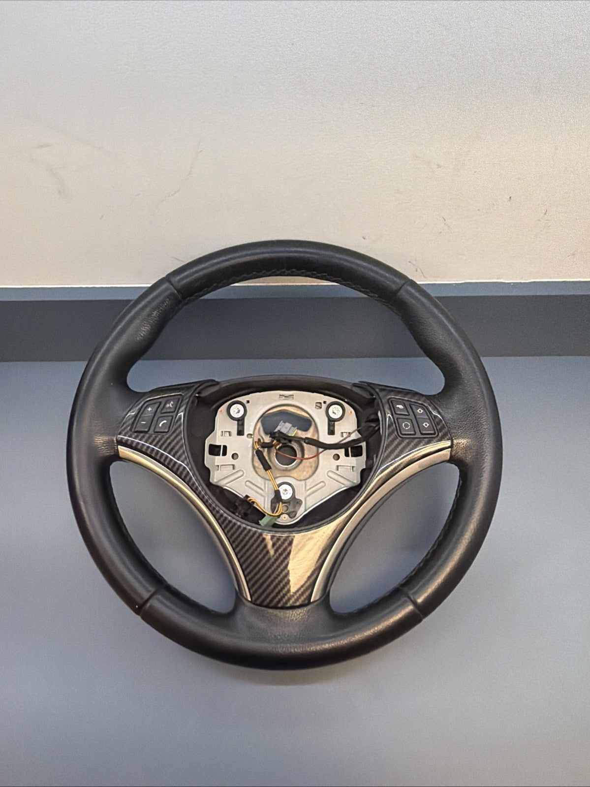 07-11 OEM BMW E82 E90 E92 E93 X1 328 335 Sport Leather Steering Wheel 6772147