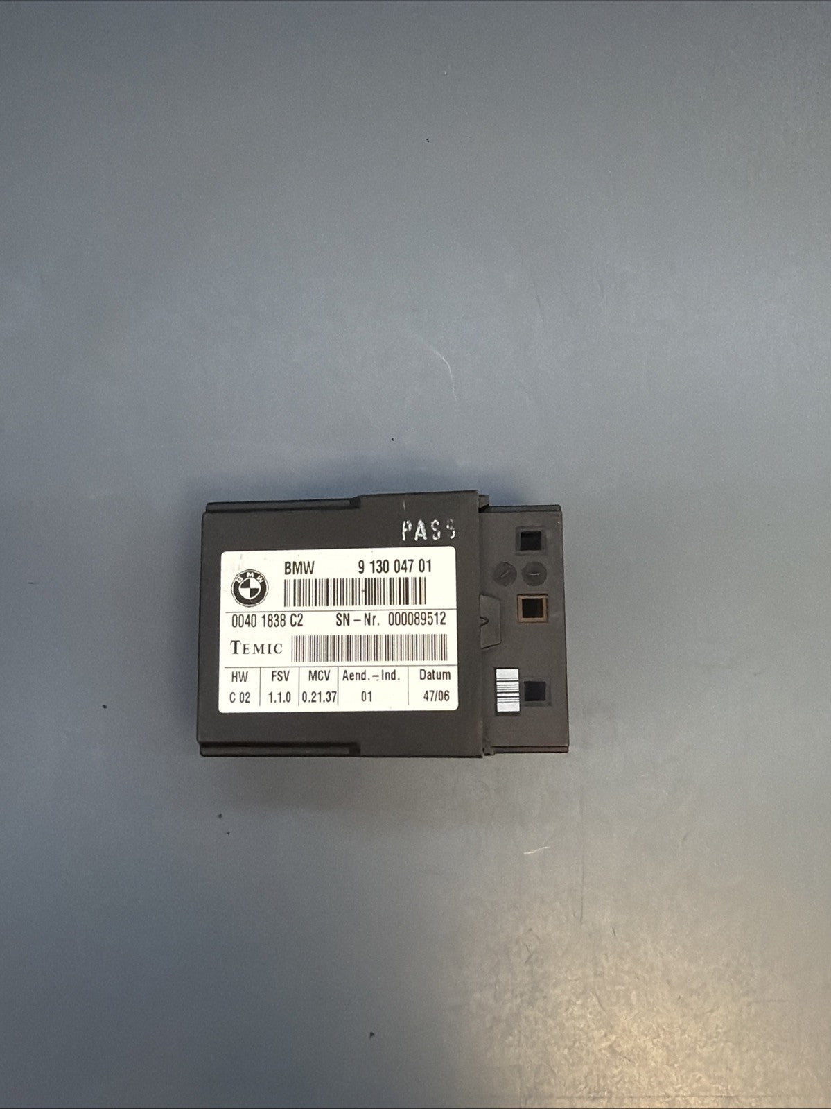 2007-2009 BMW 335I COUPE E92 OEM RH DRIVER SIDE SEATBELT ASSIST MODULE 9130047