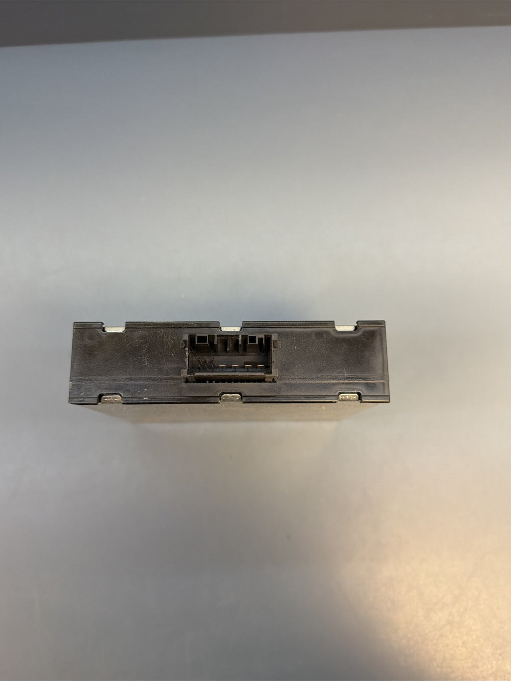 13-15 BMW X1 E84 VOLTAGE CONVERTER CONTROL MODULE OEM 9253208