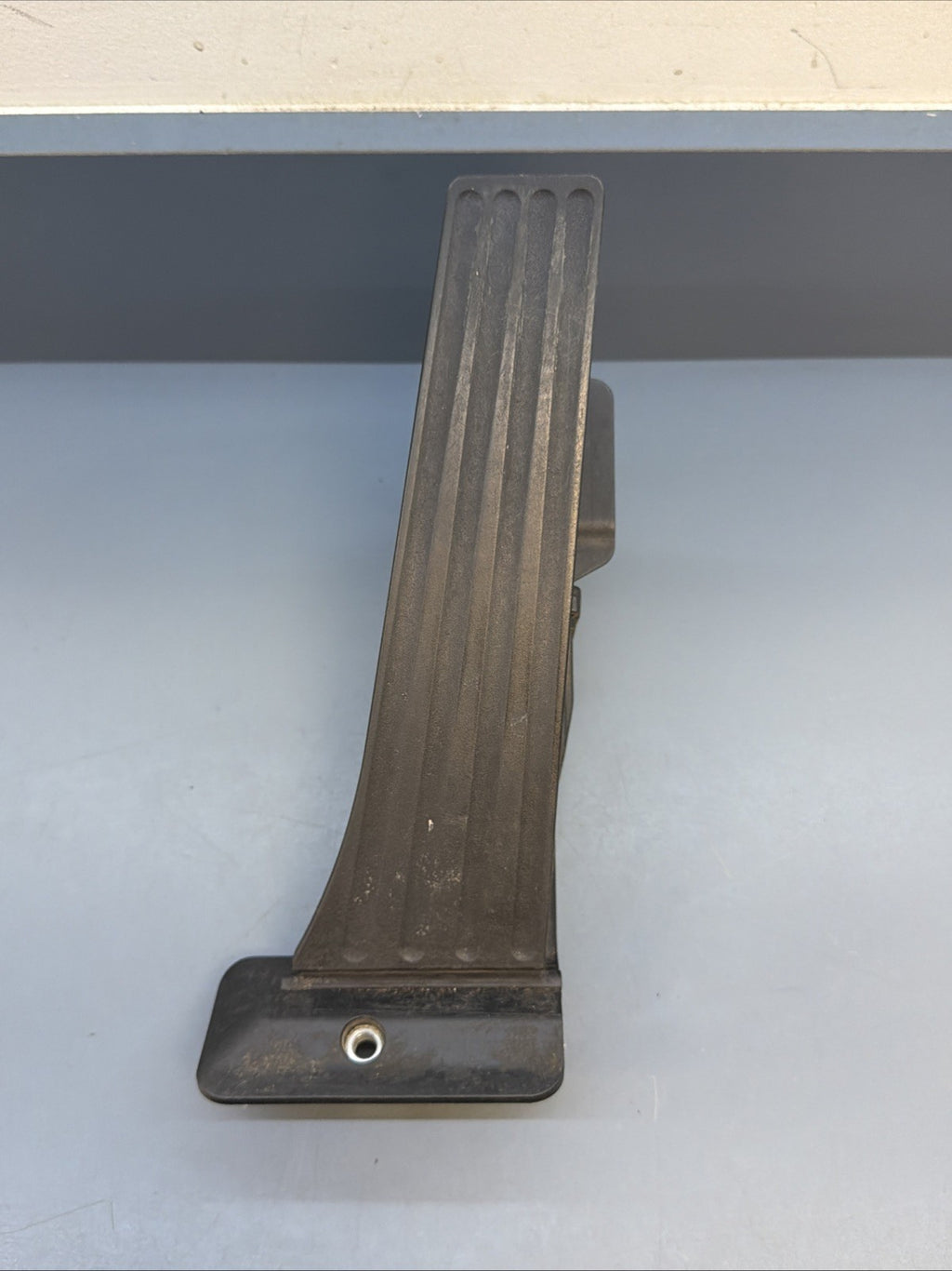12-15 BMW X1 E84 Pedal Gas Throttle Acceleration Foot Pad Unit 6853175 OEM
