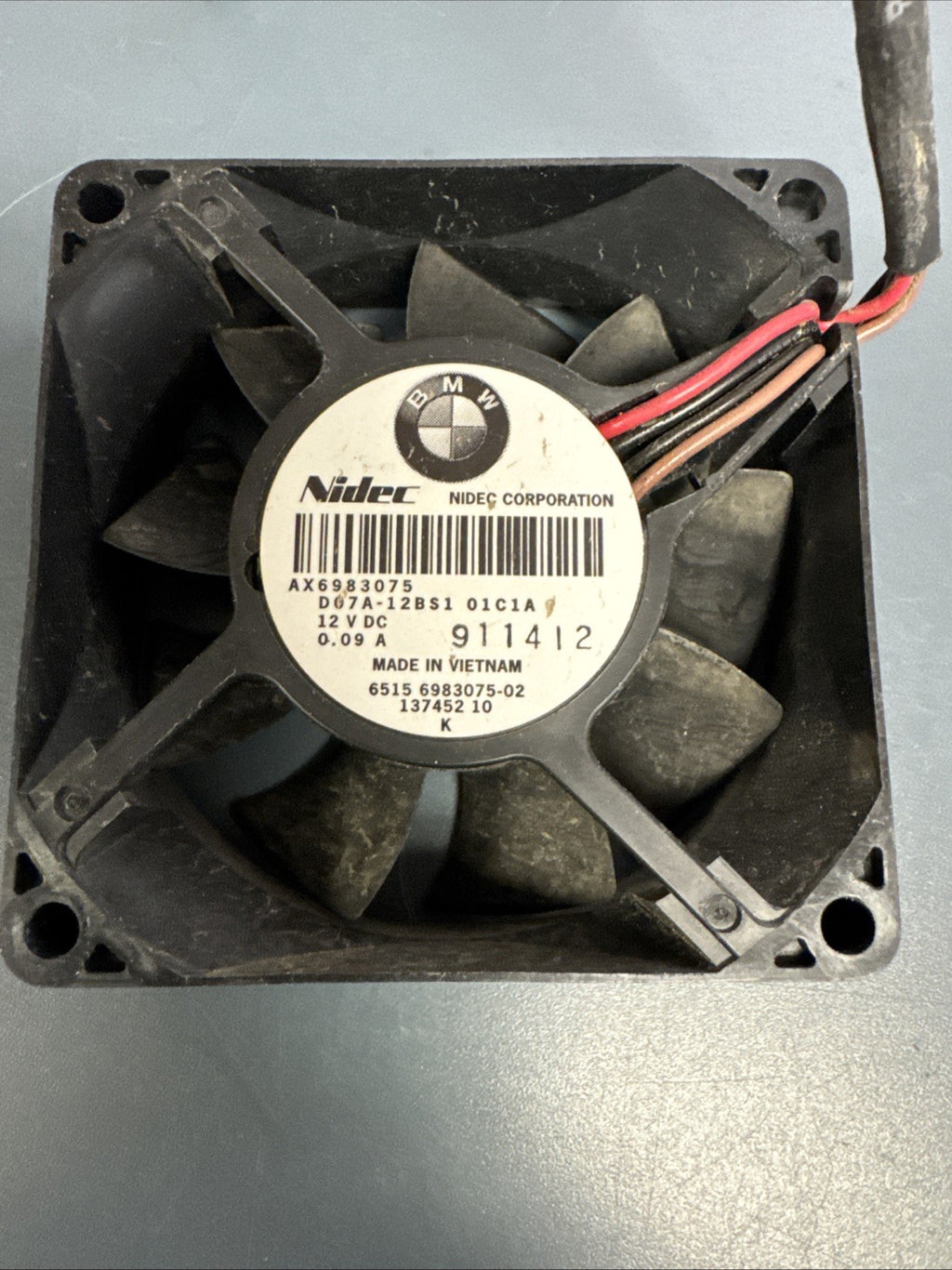 09-16 BMW F10 F01 535i 750i Rear Amp Amplifier Cooling Fan Unit 6983075 OEM